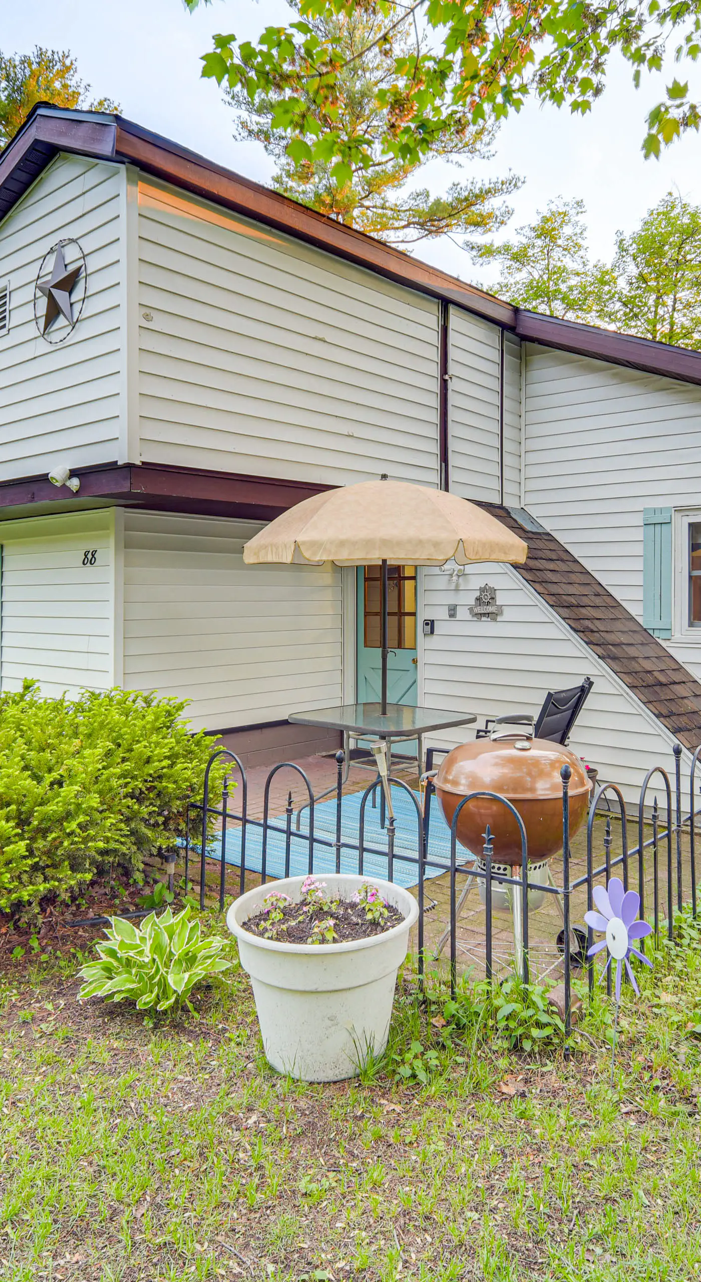 Lakefront Family Retreat w/ Private Dock!