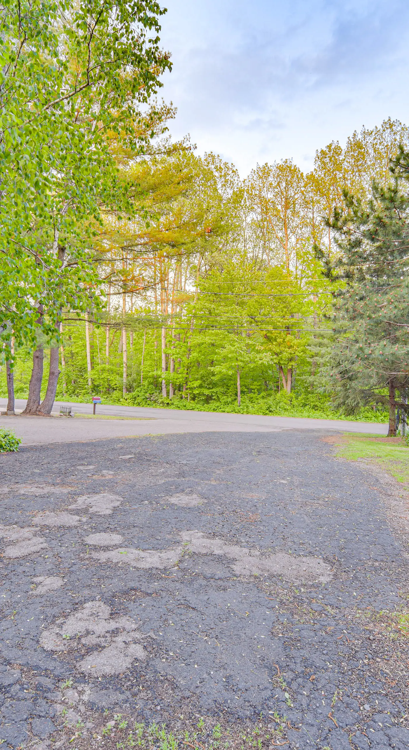 Lakefront Family Retreat w/ Private Dock!