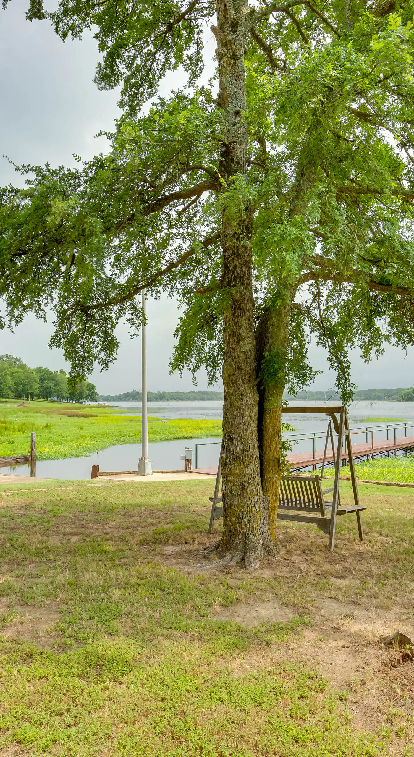 Lake Fork Studio Cabin w/ Dock + Boat Ramp!
