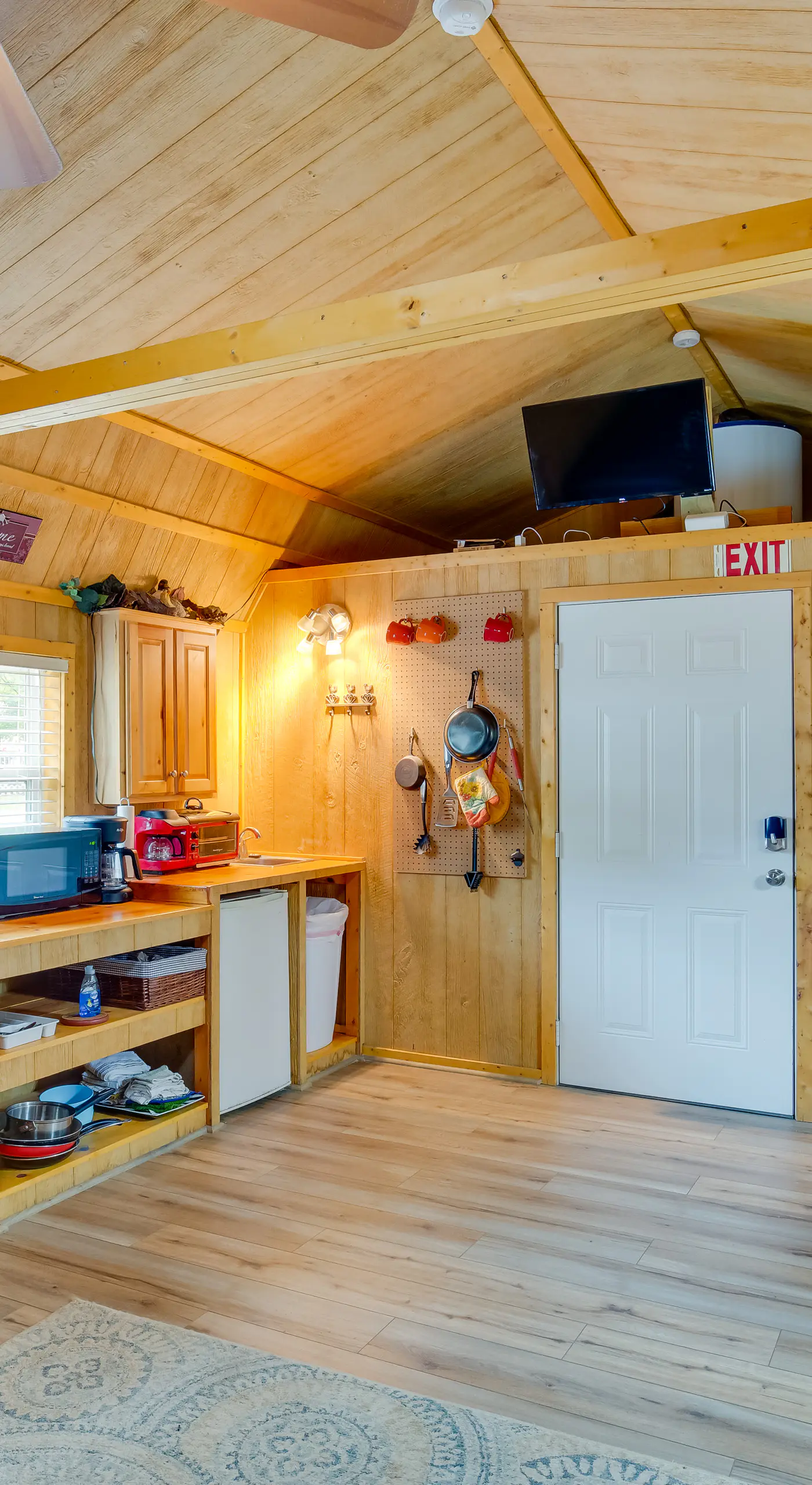 Lake Fork Studio Cabin w/ Dock + Boat Ramp!
