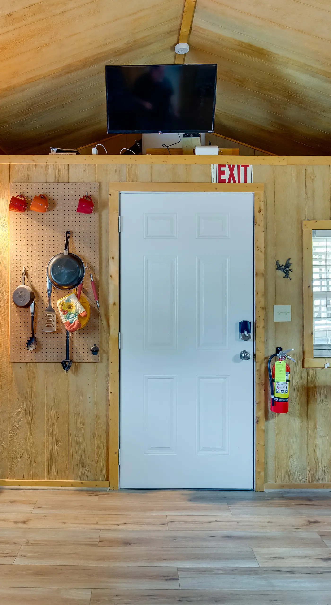 Lake Fork Studio Cabin w/ Dock + Boat Ramp!