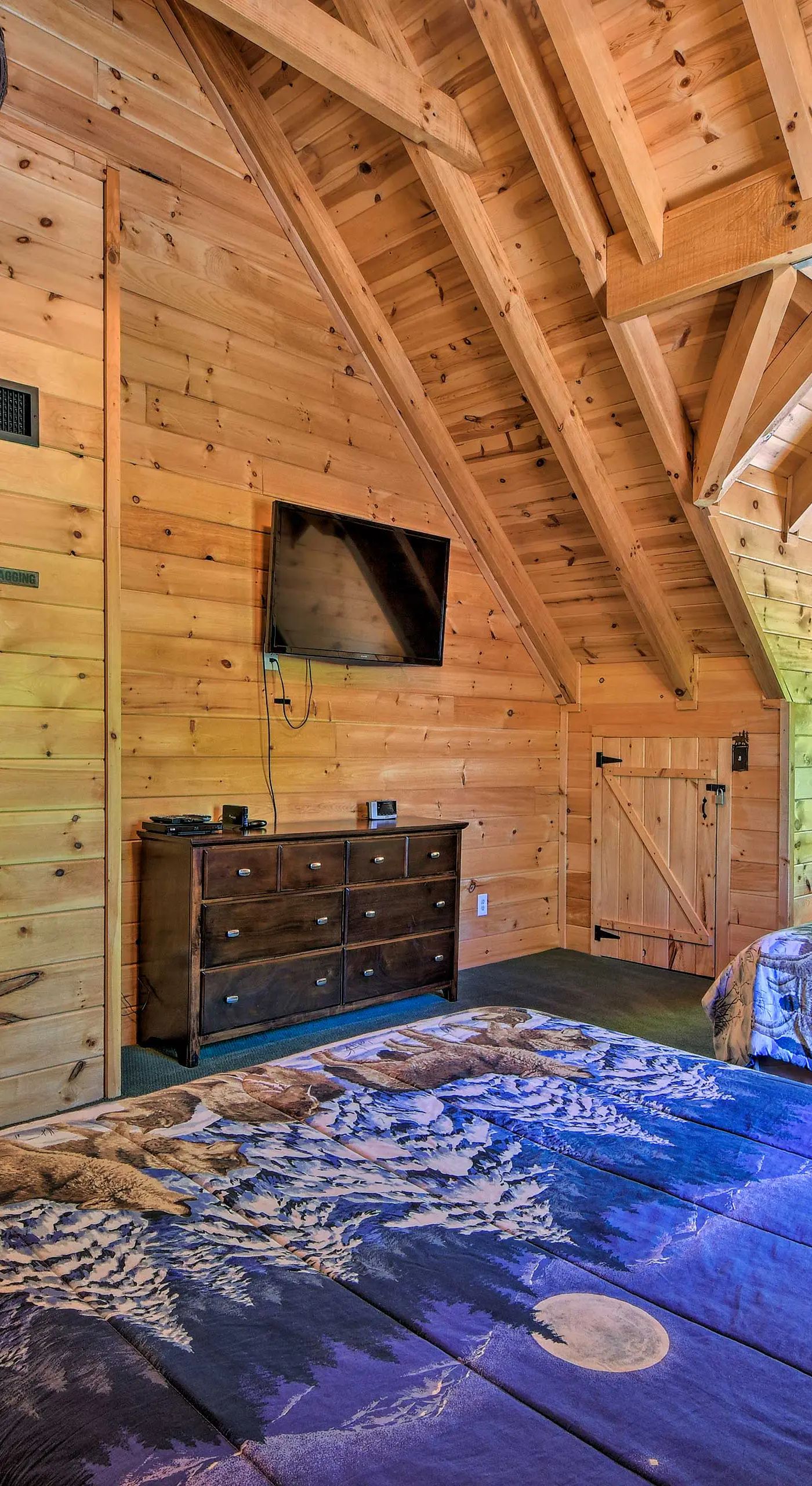 Trenton Cabin w/ Hot Tub - 14 Mi to Lookout Mtn!