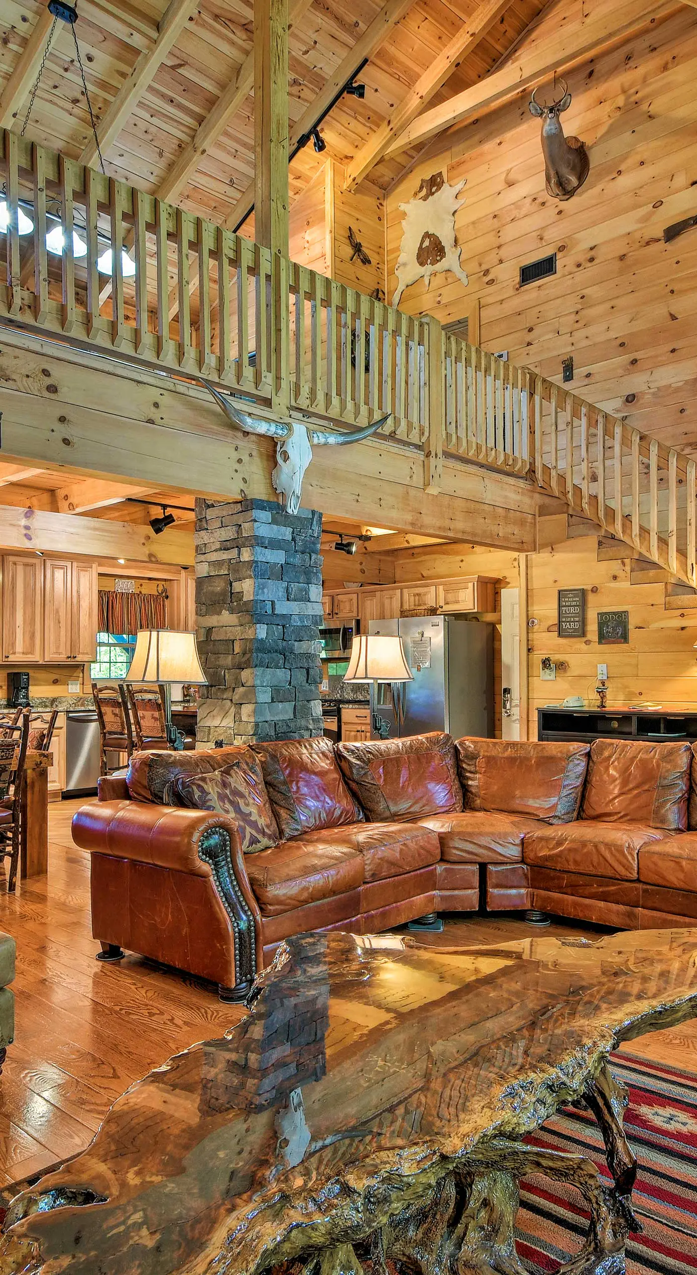 Trenton Cabin w/ Hot Tub - 14 Mi to Lookout Mtn!