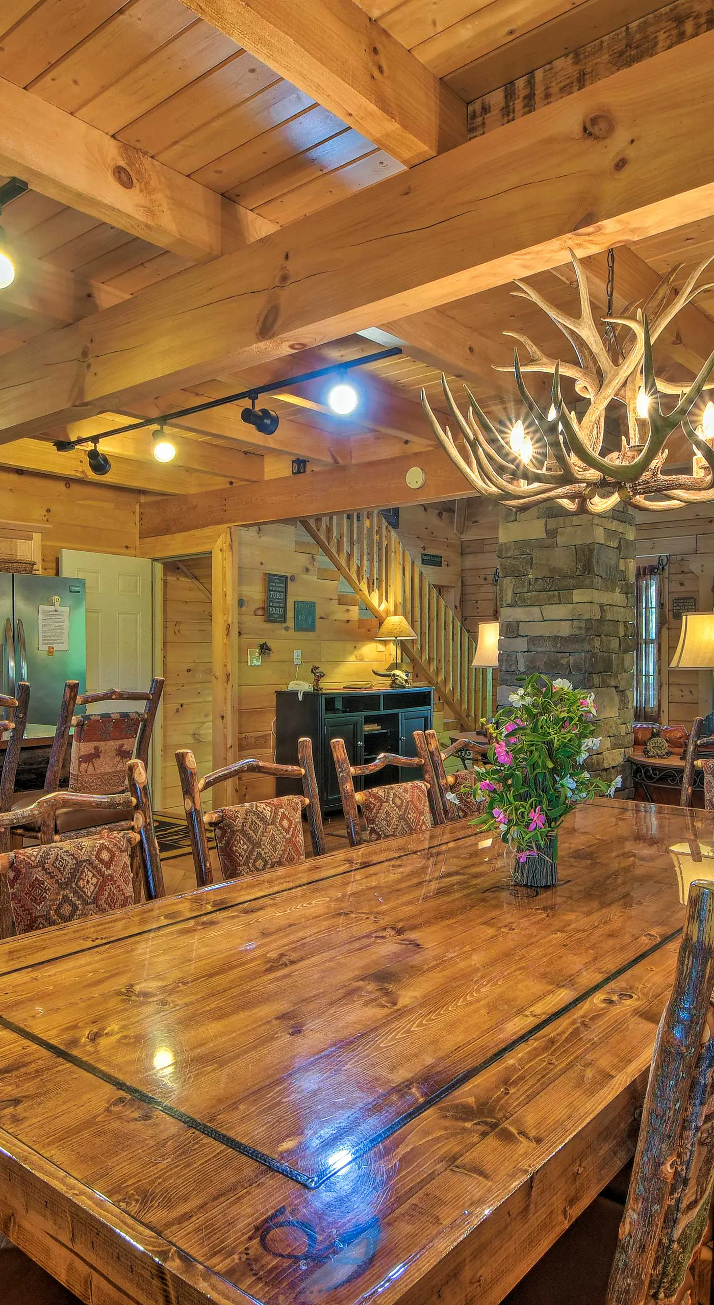 Trenton Cabin w/ Hot Tub - 14 Mi to Lookout Mtn!