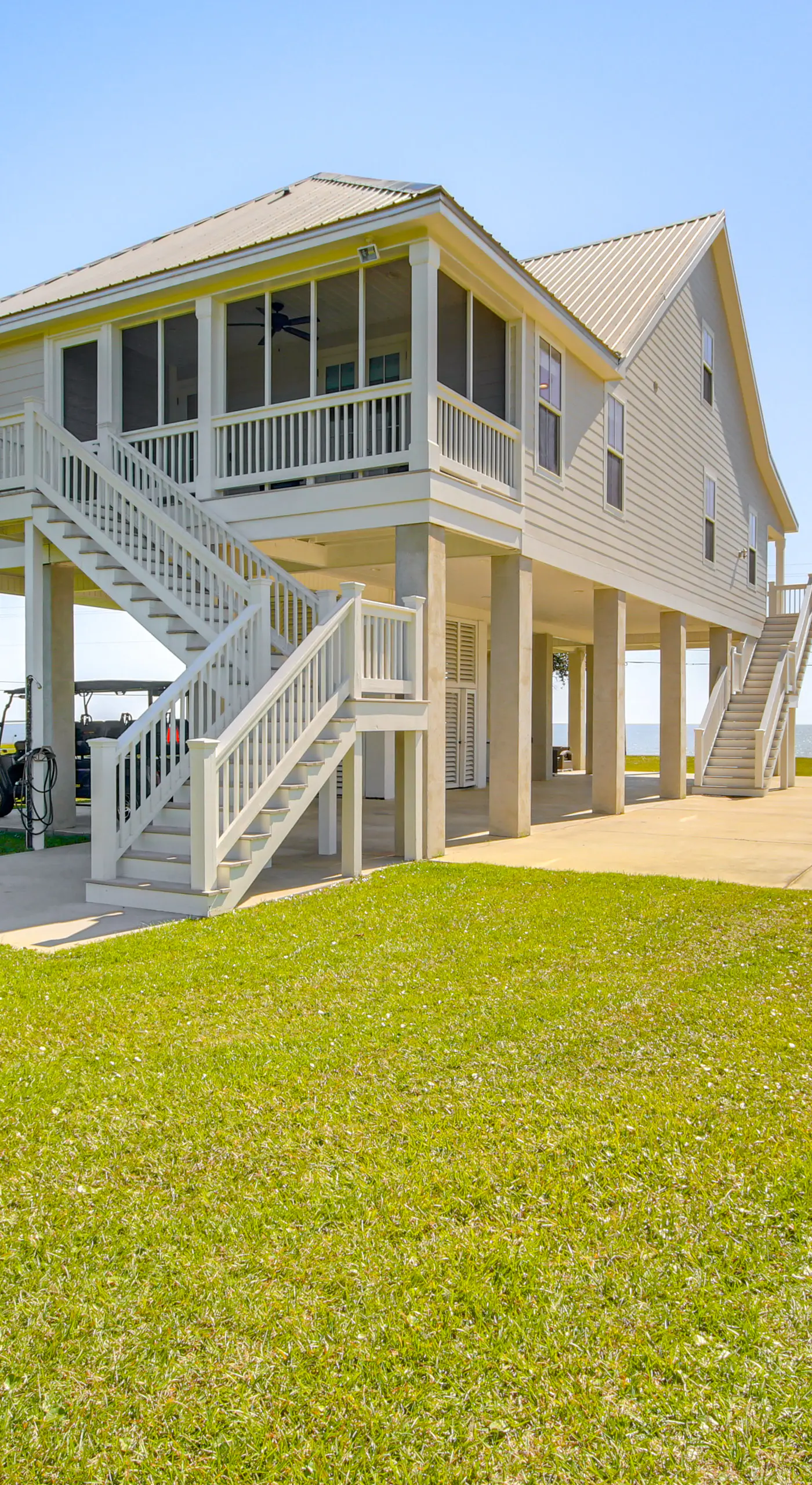 Walk to Beach: Oceanfront Home w/ Outdoor Kitchen
