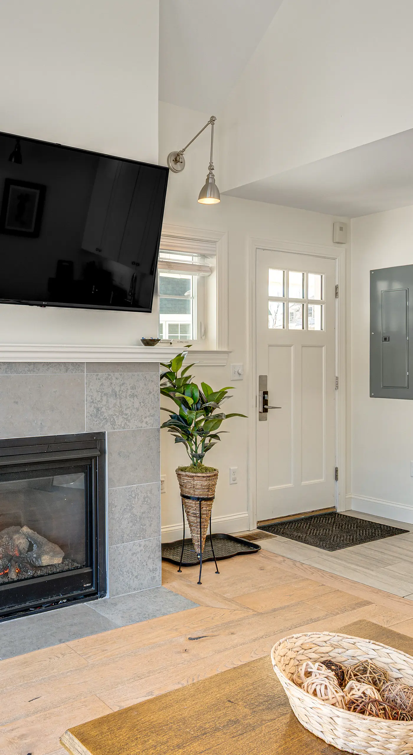 Mtn Views + Resort Perks: Cozy Cottage in Thornton