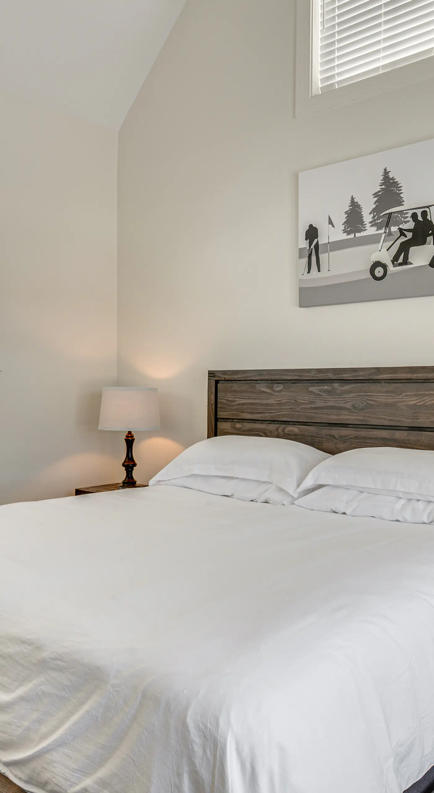 Mtn Views + Resort Perks: Cozy Cottage in Thornton