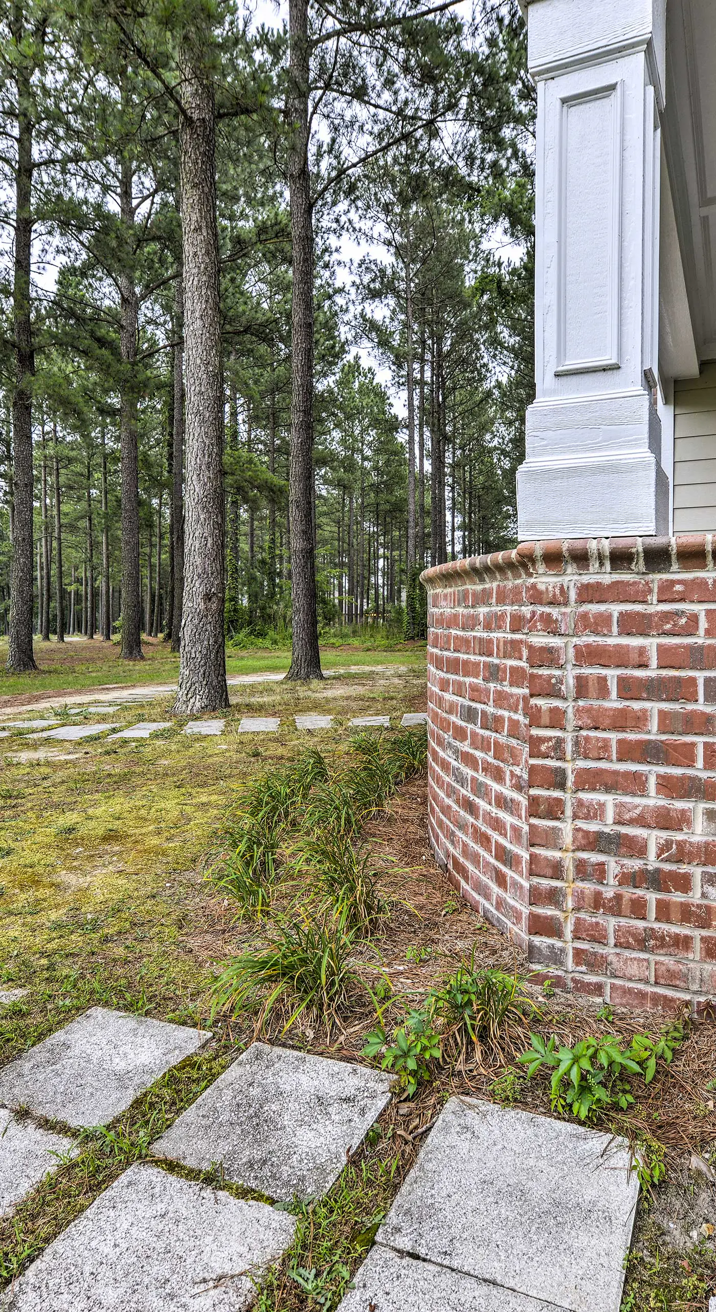 Resort-Style Condo/Suite on Golf Course w/ Pool!