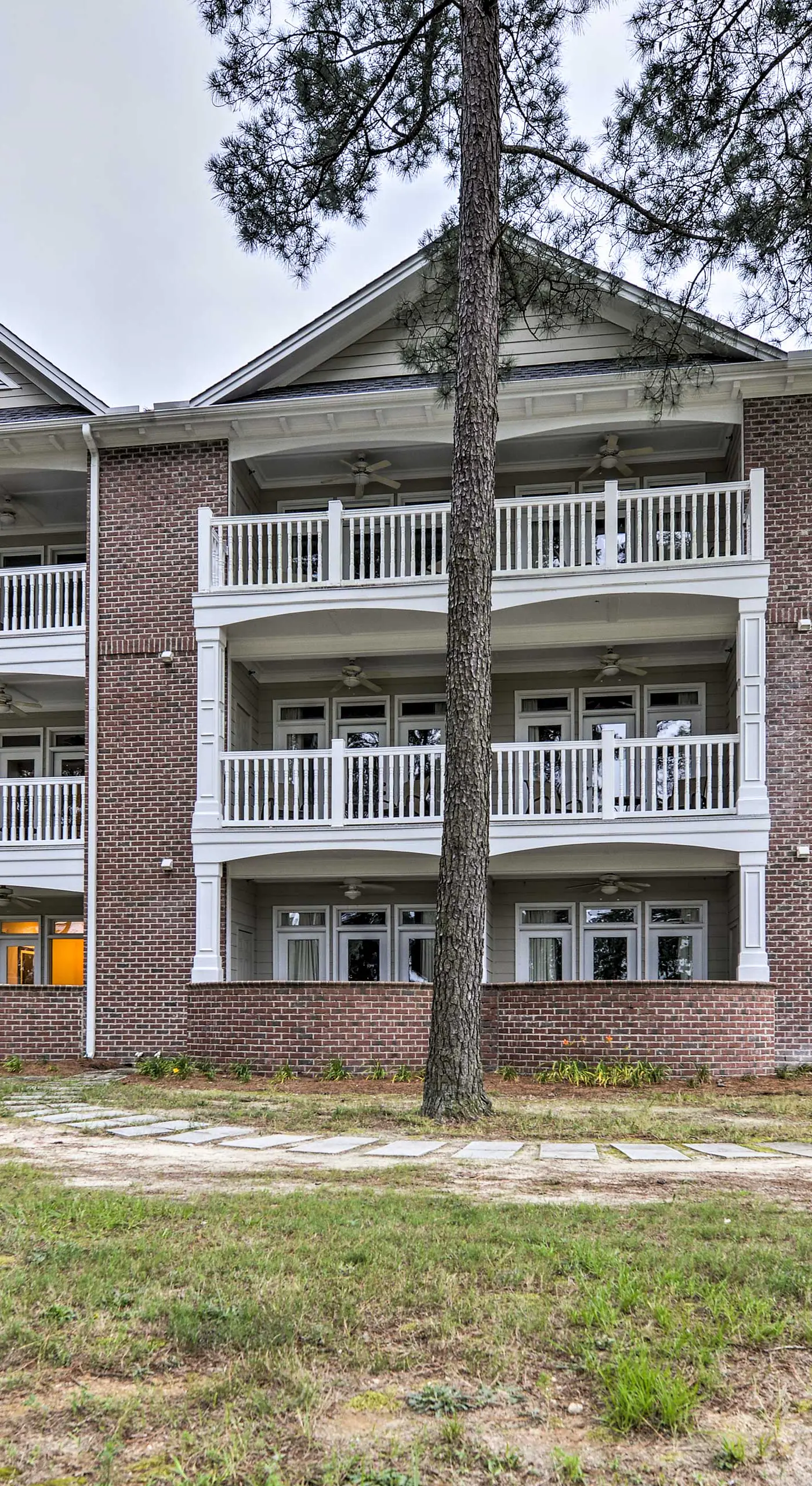 Anderson Creek Resort Condo on Golf Course w/ Pool