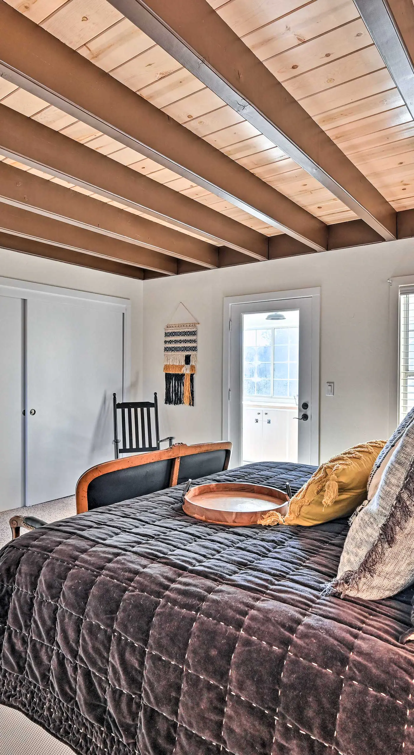 Inviting Julian Home w/ Scenic View & Hot Tub
