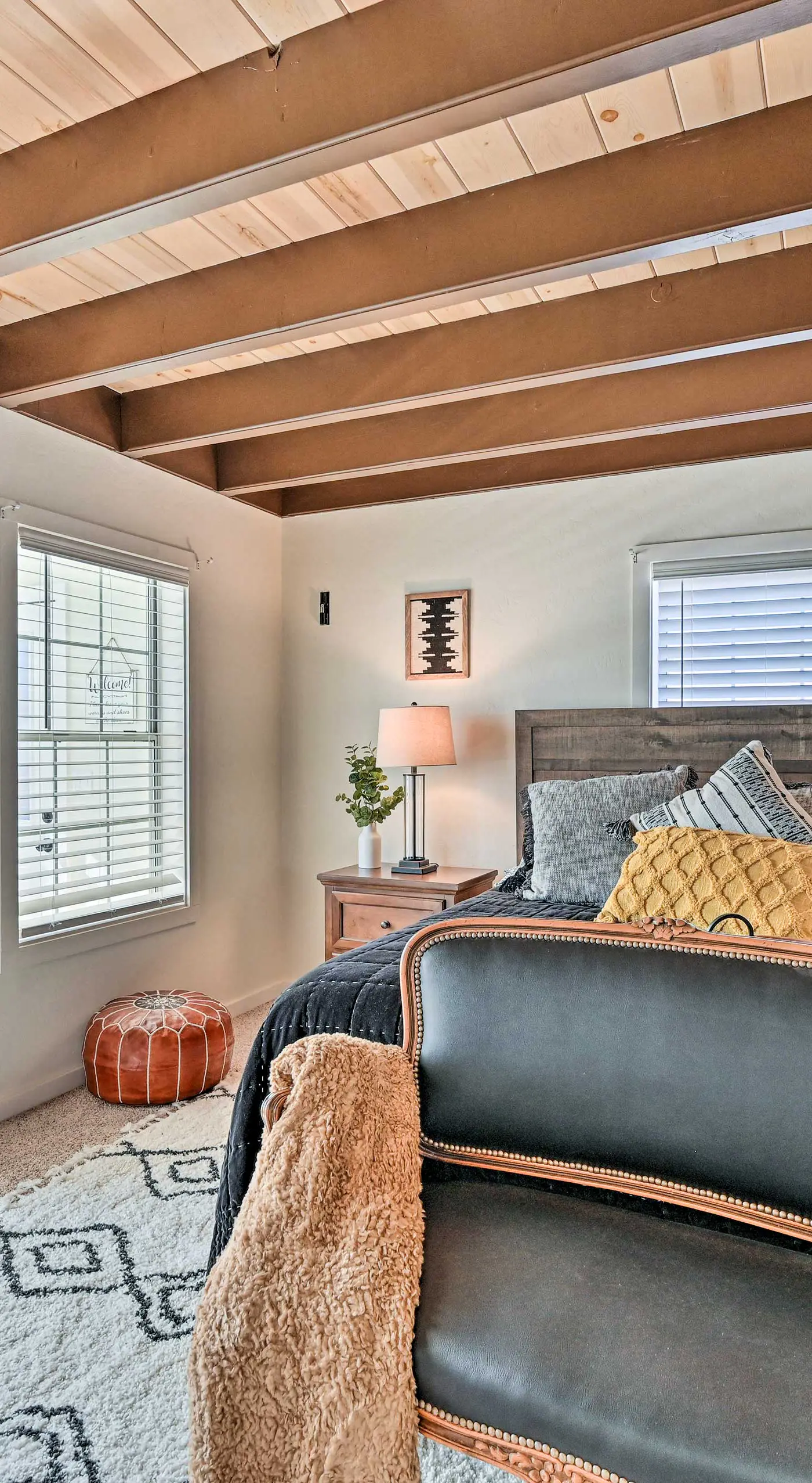 Inviting Julian Home w/ Scenic View & Hot Tub