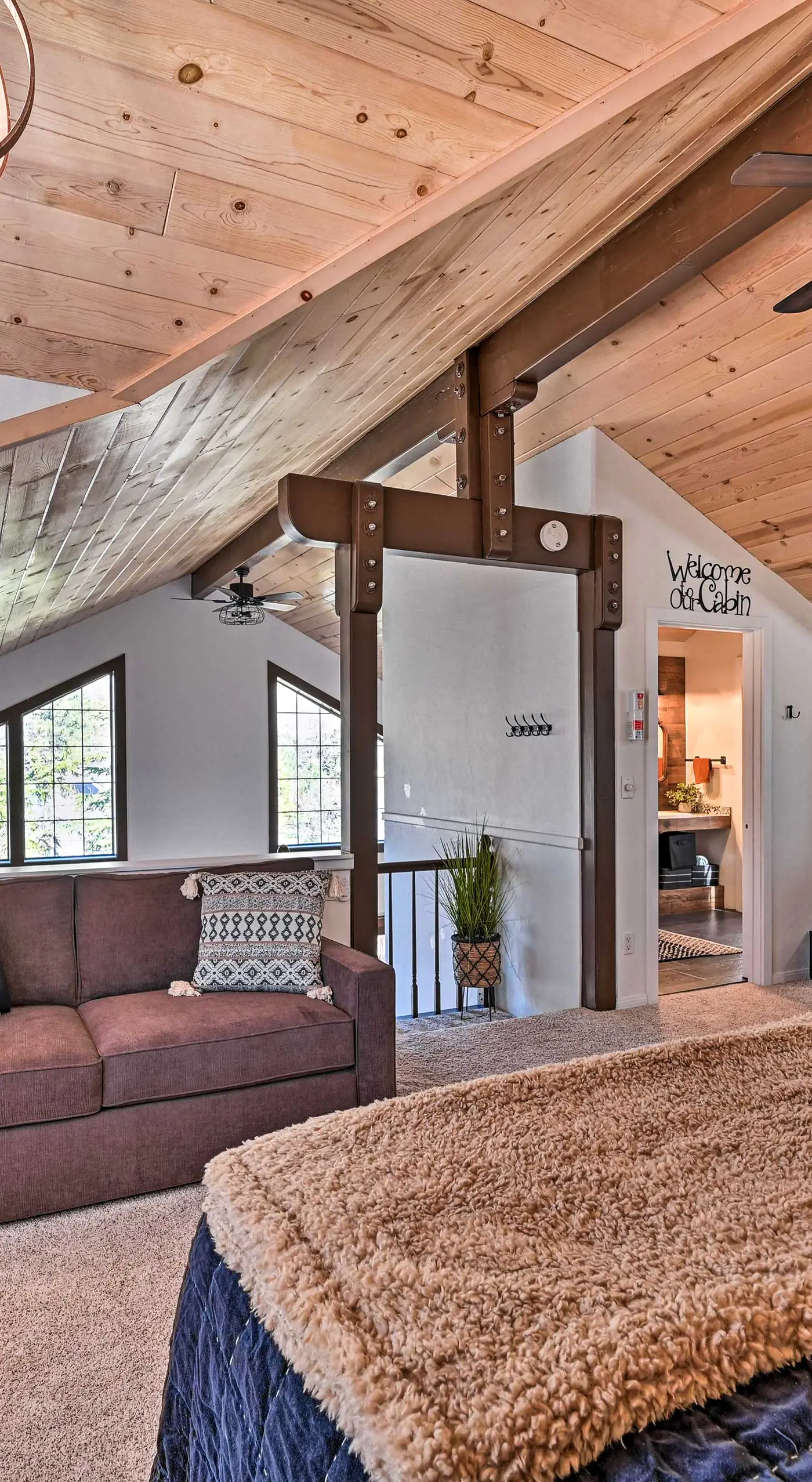 Inviting Julian Home w/ Scenic View & Hot Tub