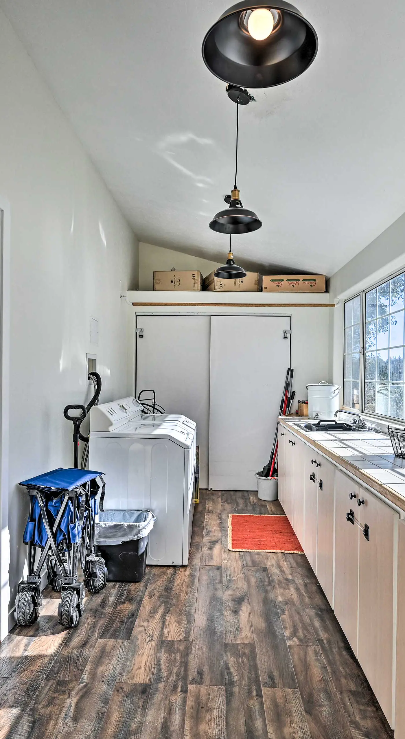 Inviting Julian Home w/ Scenic View & Hot Tub