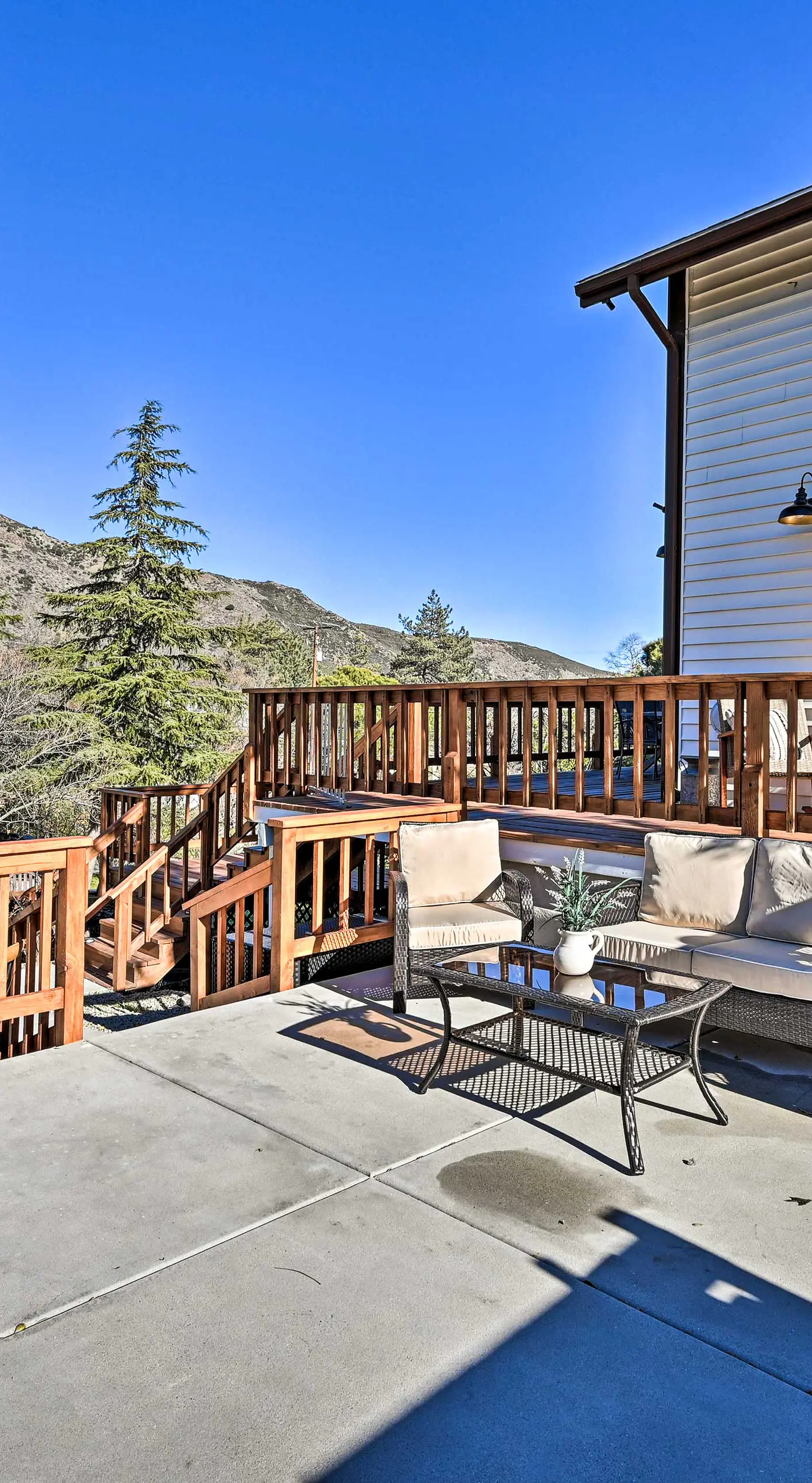 Inviting Julian Home w/ Scenic View & Hot Tub