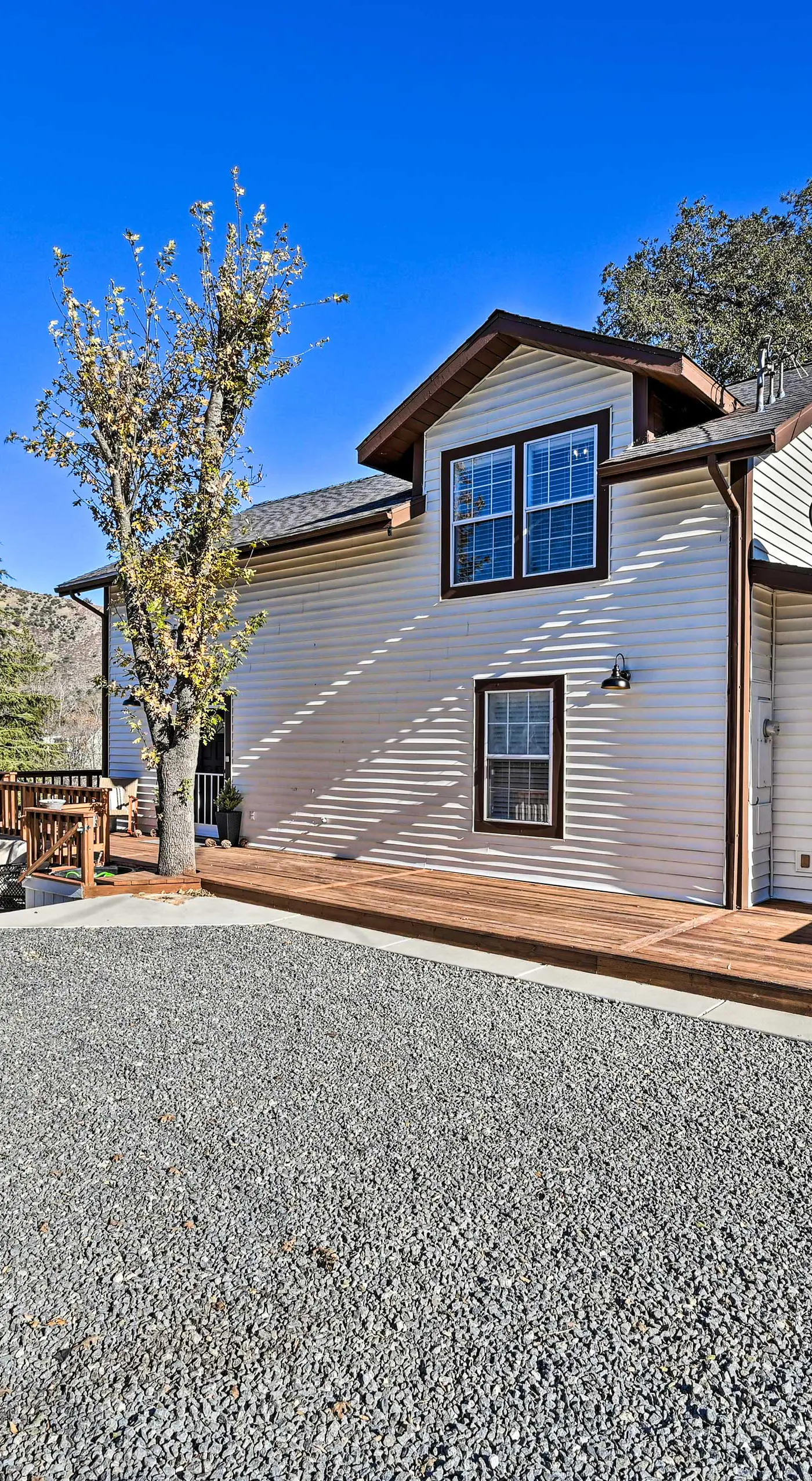 Inviting Julian Home w/ Scenic View & Hot Tub