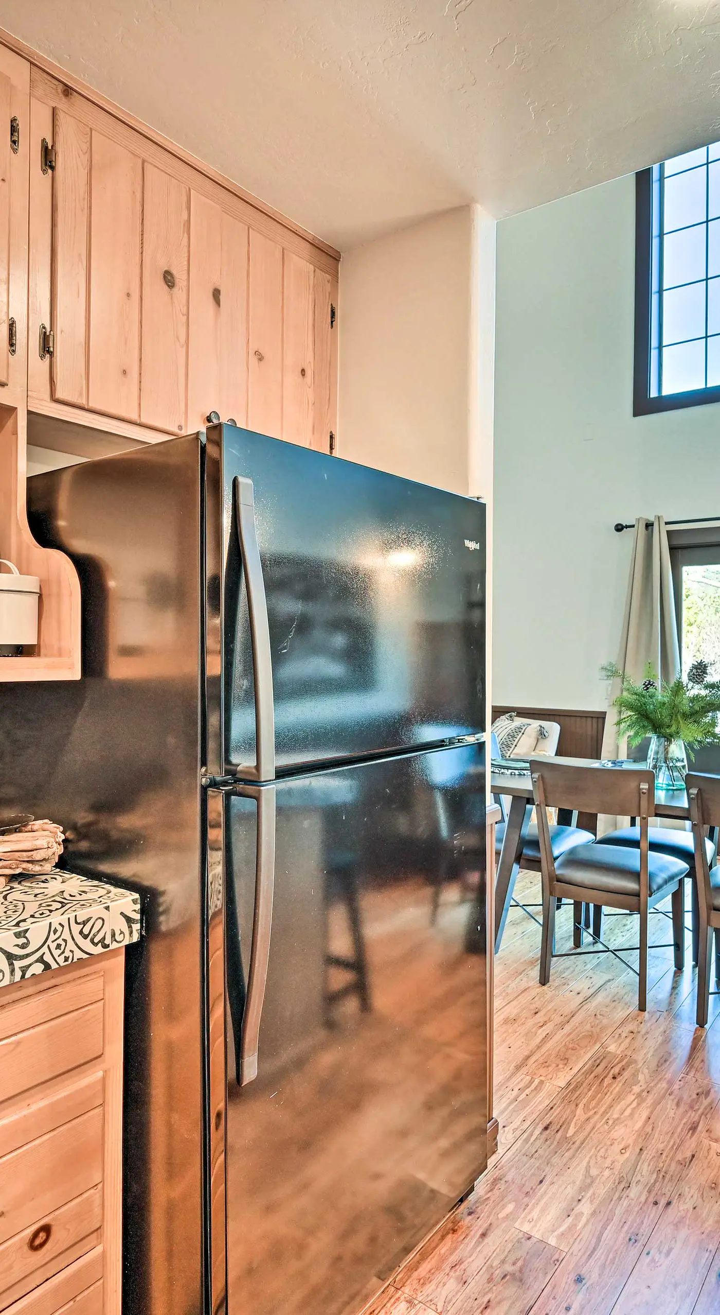 Inviting Julian Home w/ Scenic View & Hot Tub