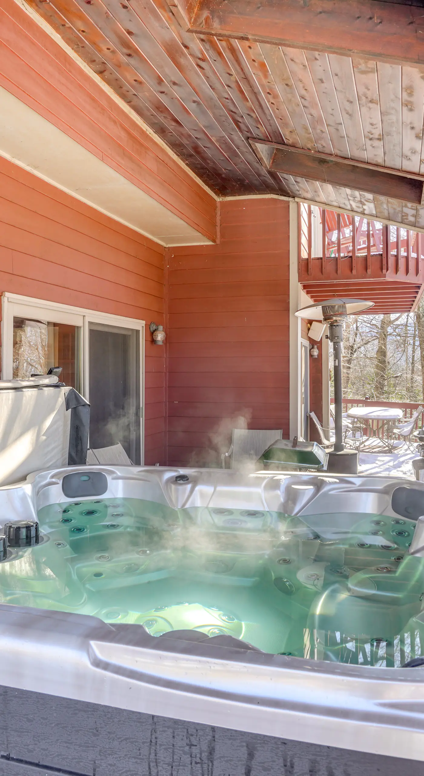 < 1 Mi to Hunter Mtn: Spacious Home w/ Hot Tub!