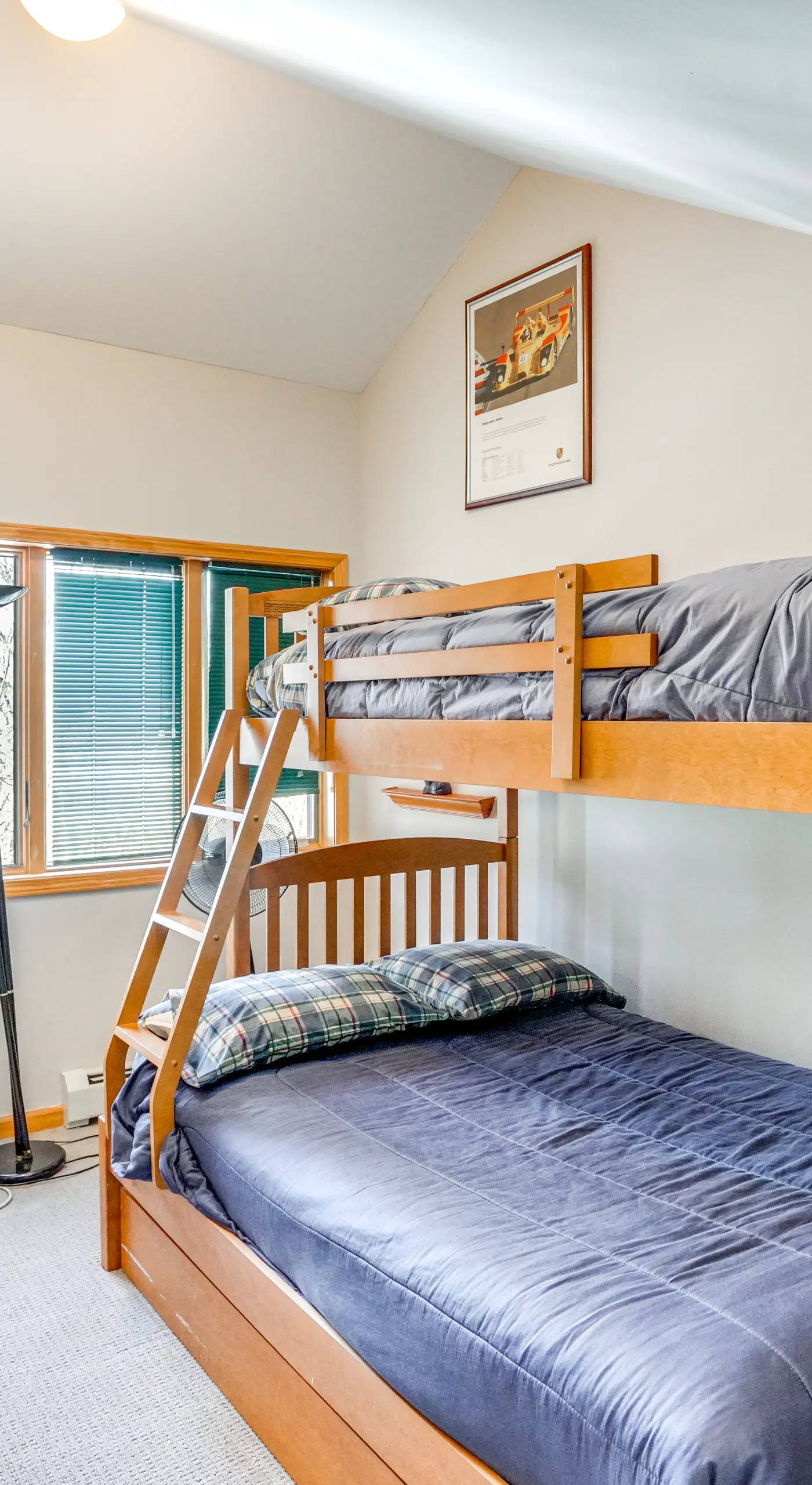 < 1 Mi to Hunter Mtn: Spacious Home w/ Hot Tub!