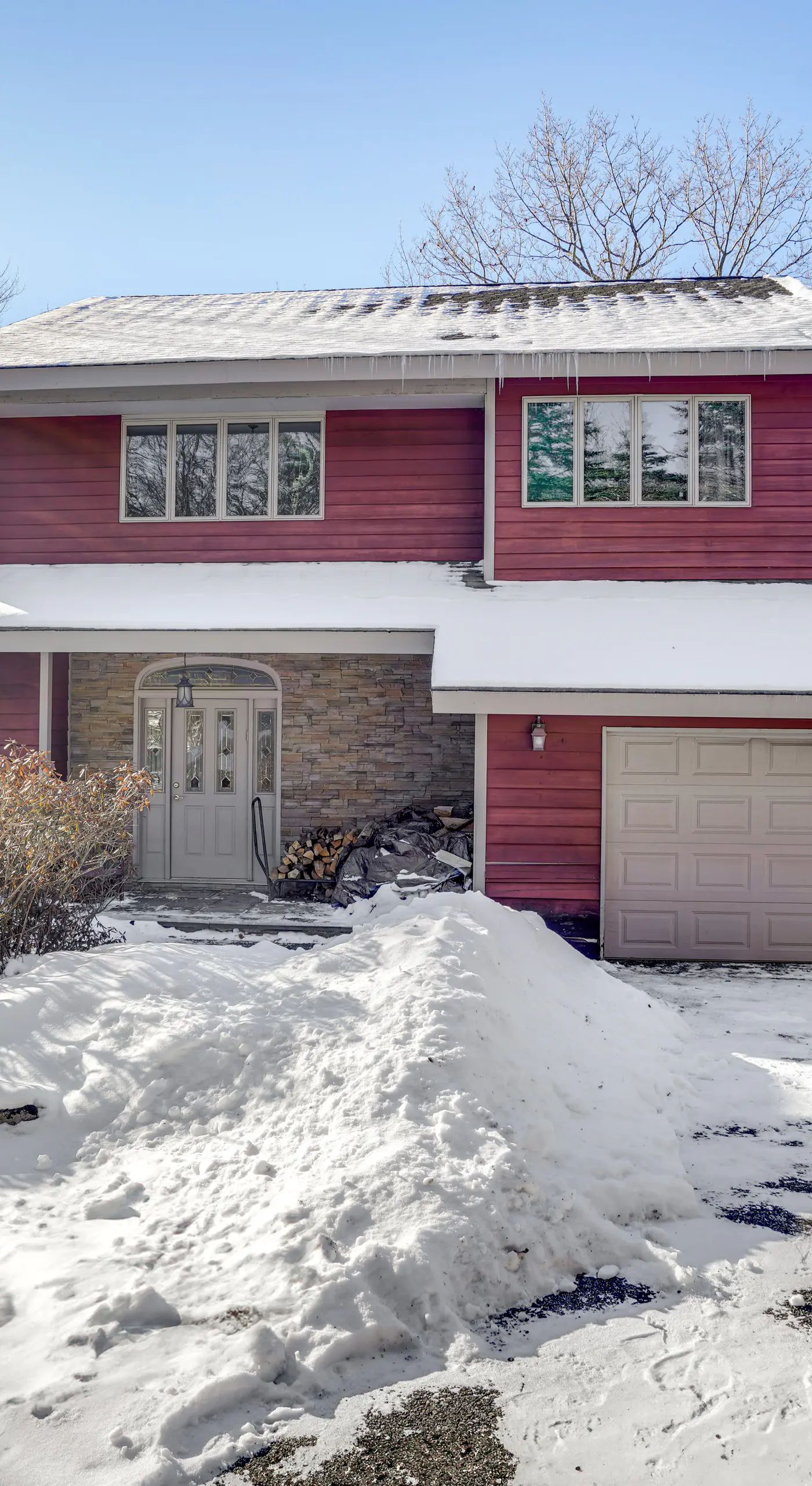 < 1 Mi to Hunter Mtn: Spacious Home w/ Hot Tub!
