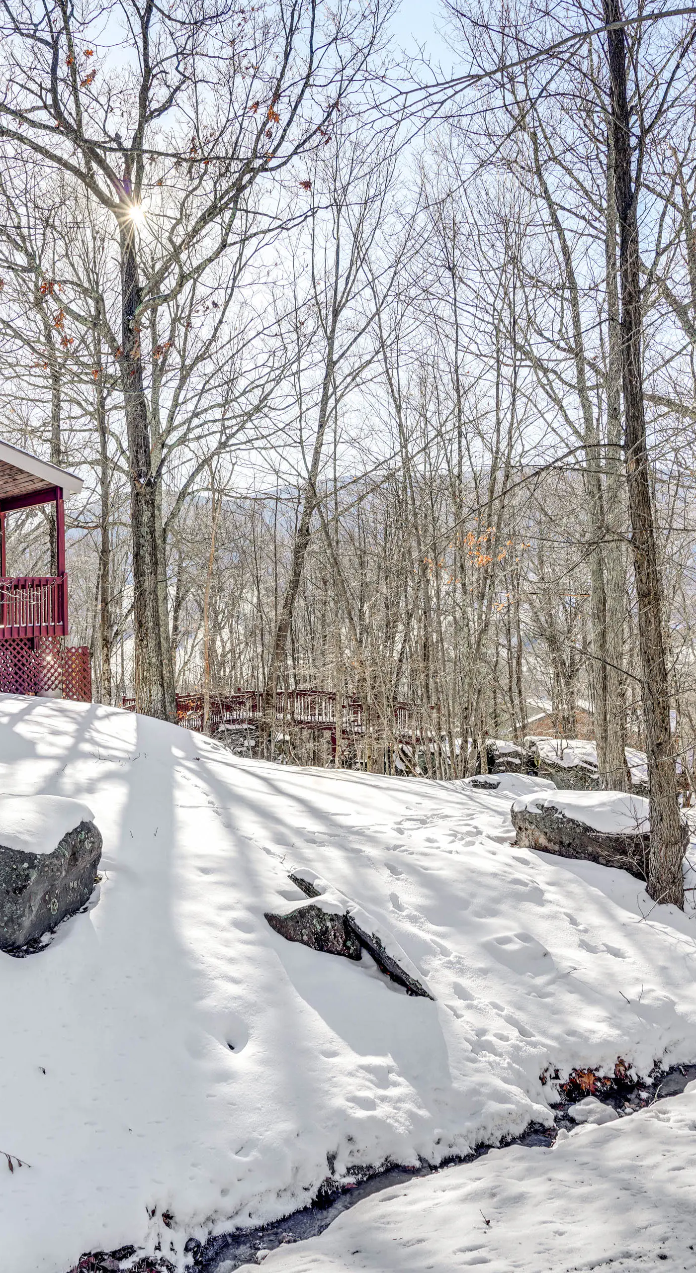 < 1 Mi to Hunter Mtn: Spacious Home w/ Hot Tub!