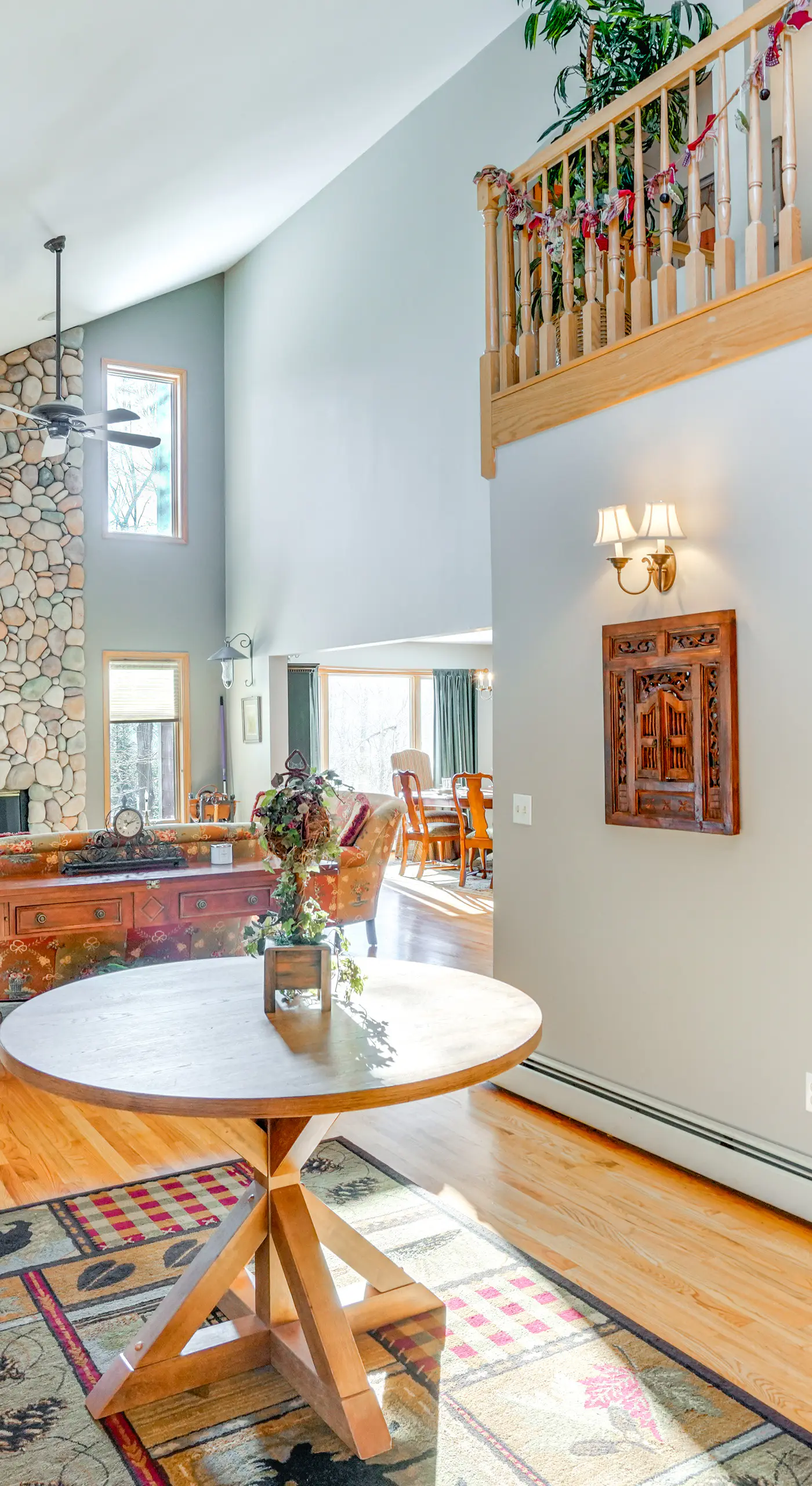 < 1 Mi to Hunter Mtn: Spacious Home w/ Hot Tub!