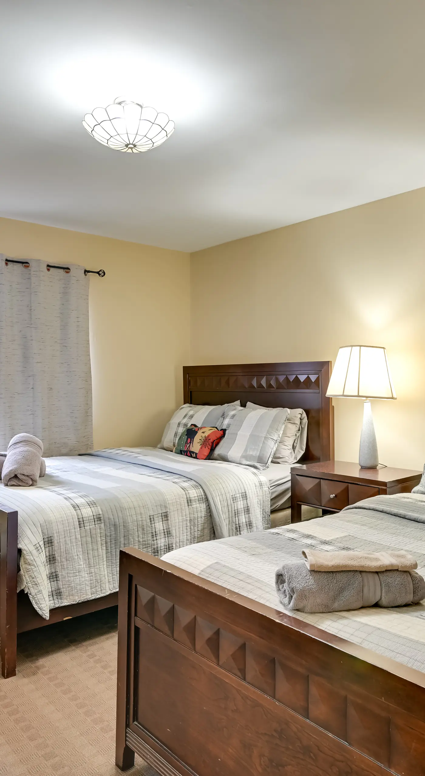< 1 Mi to Hunter Mtn Skiing: Family-Friendly Stay!