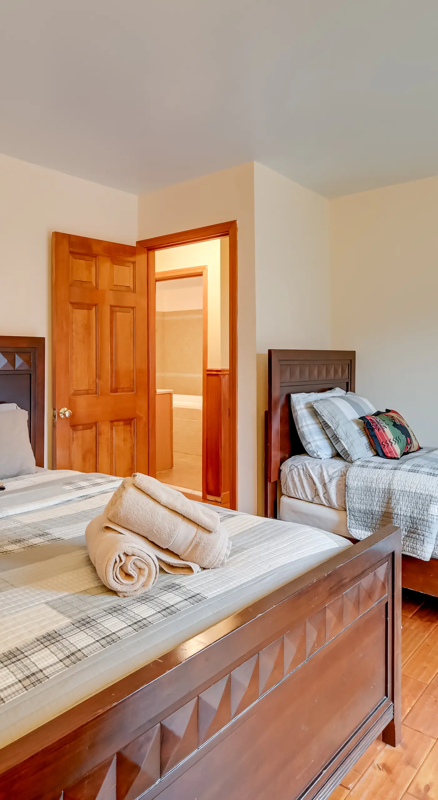 < 1 Mi to Hunter Mtn Skiing: Family-Friendly Stay!