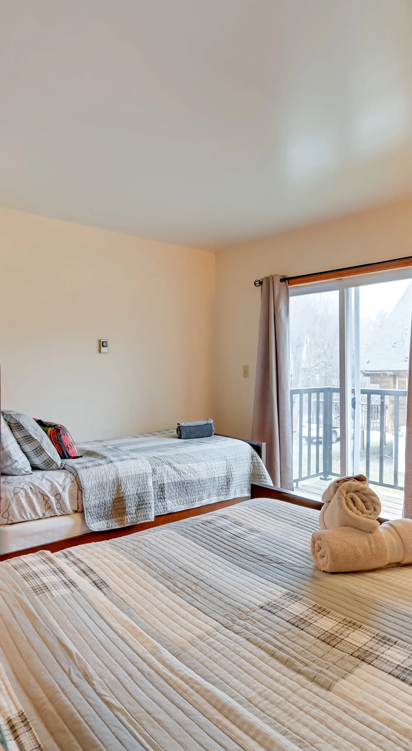 < 1 Mi to Hunter Mtn Skiing: Family-Friendly Stay!