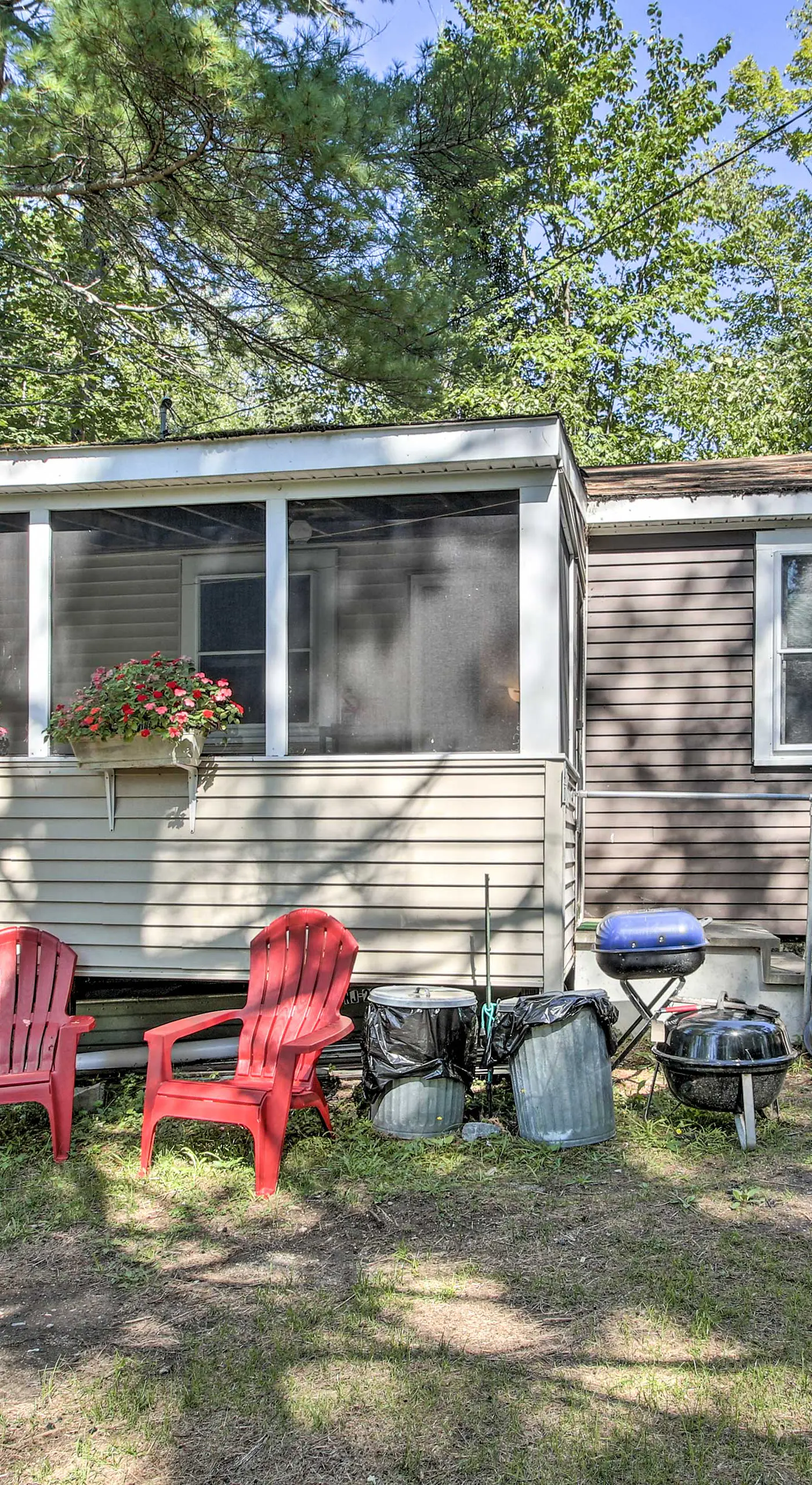 'The Den' Raymond Home w/ 200 Feet of Sandy Beach!
