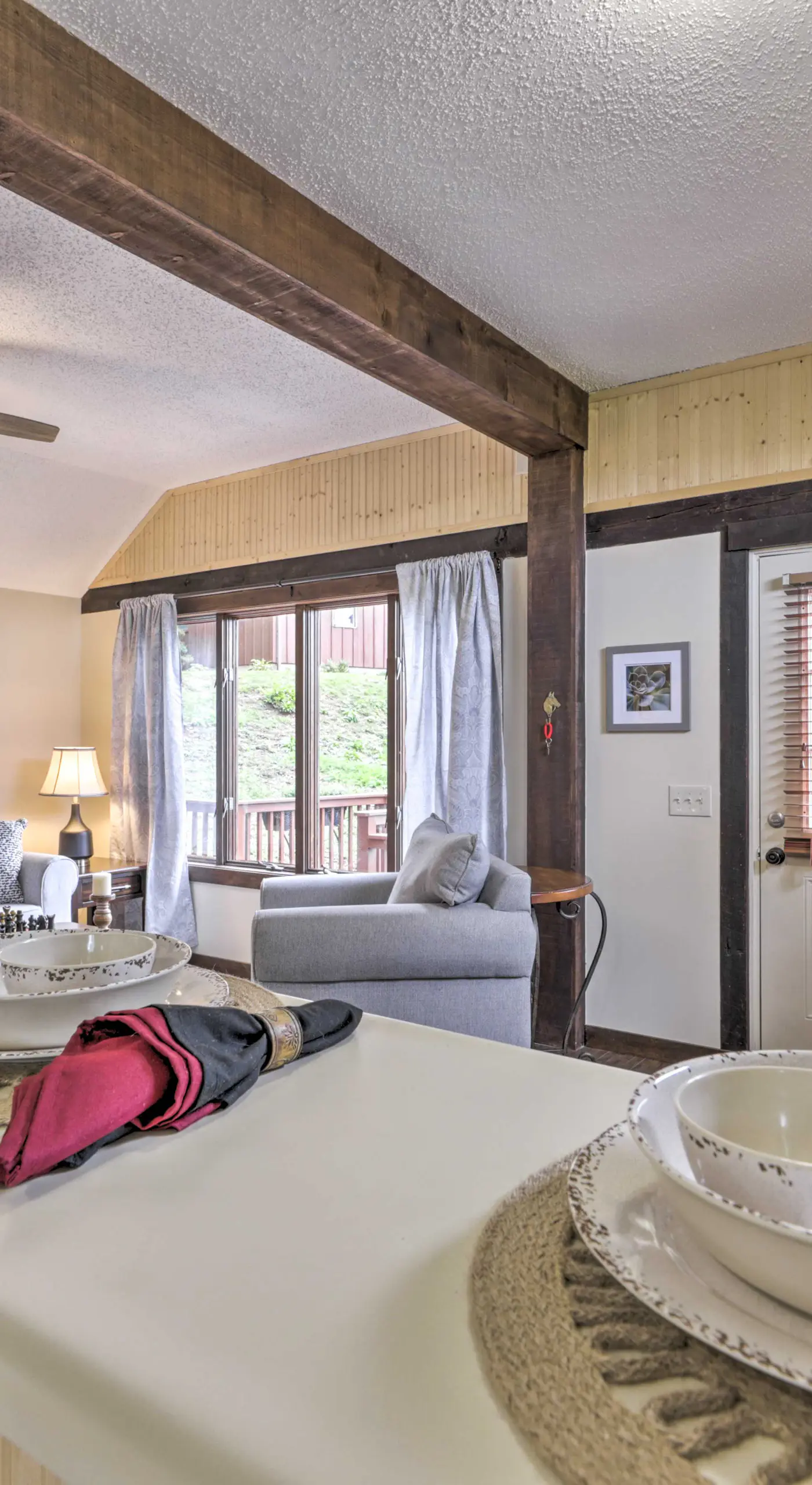 Private Guest House w/ Deck + Spectacular Views!