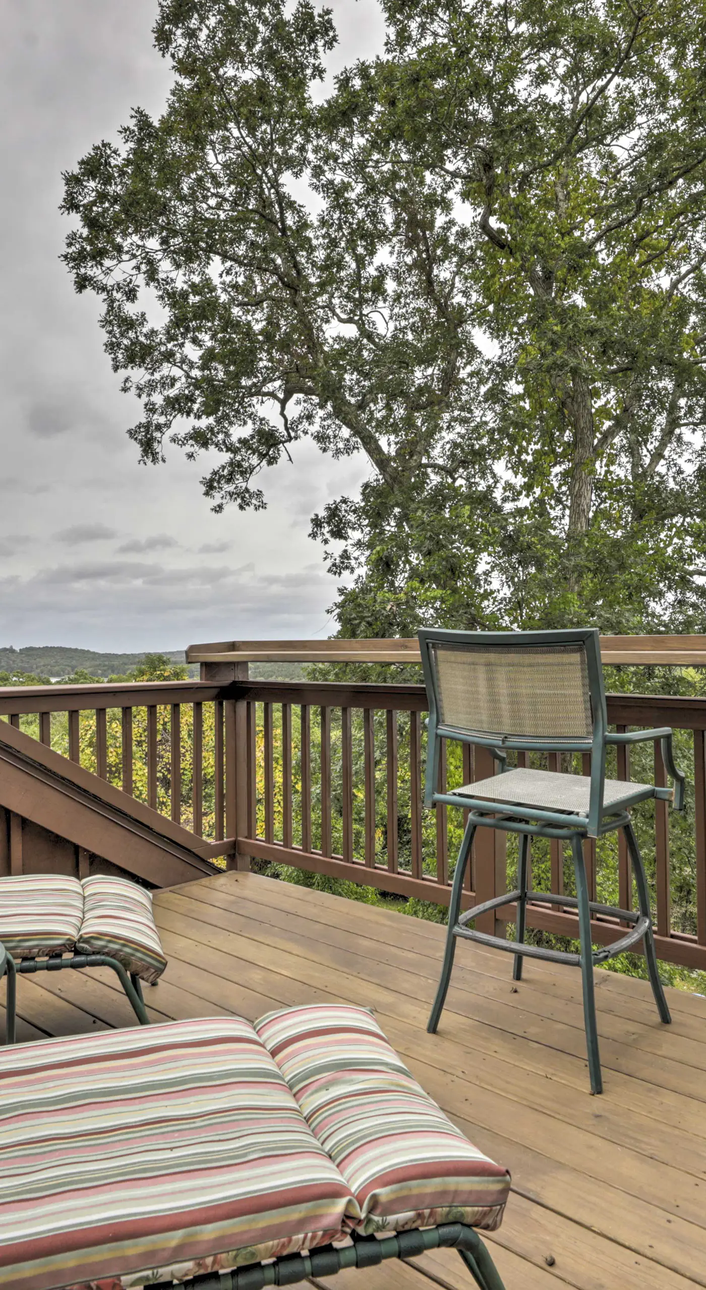 Private Guest House w/ Deck + Spectacular Views!