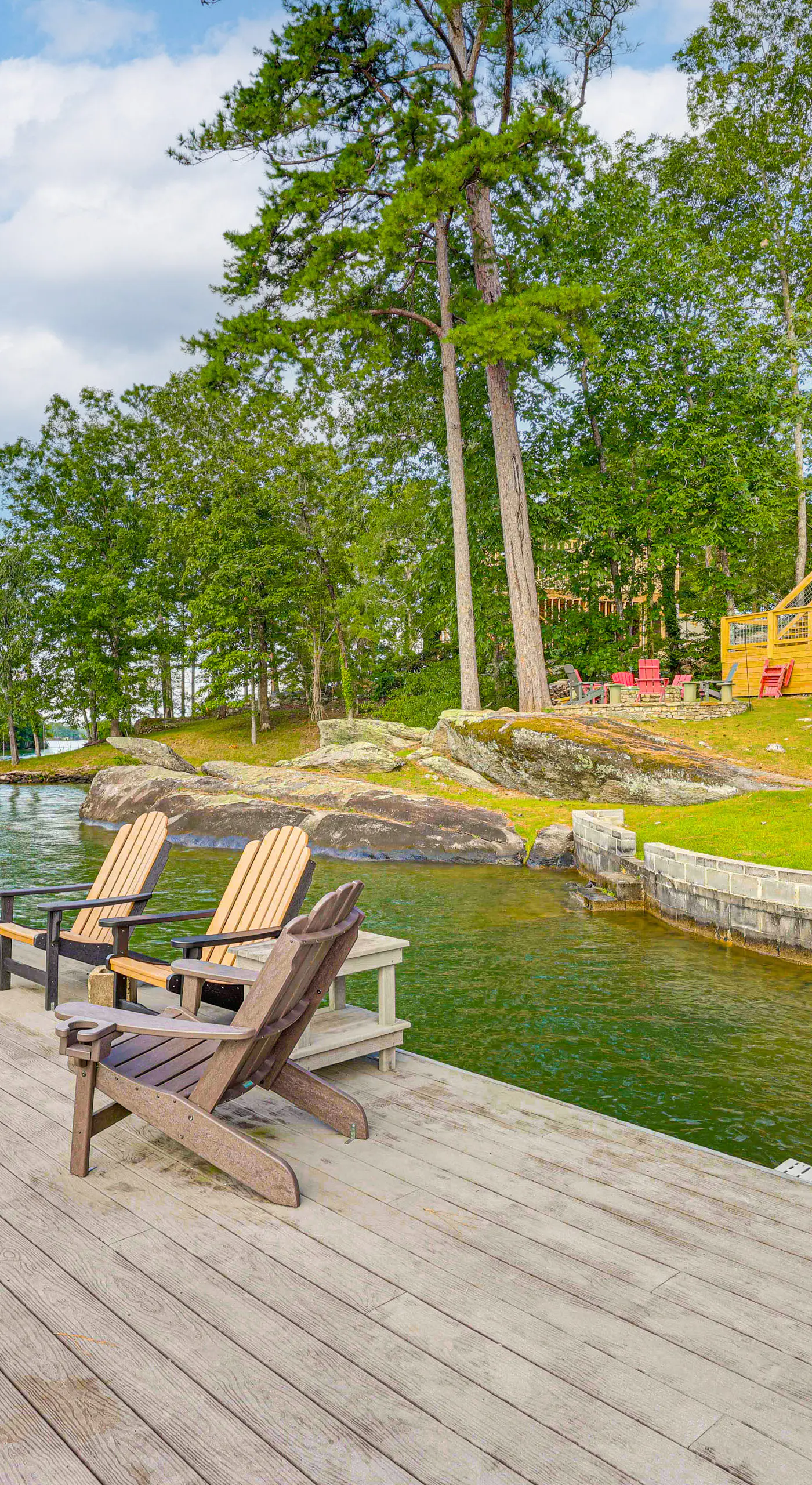 'Arcade Cove' - Renovated Lake Martin Home w/ Dock