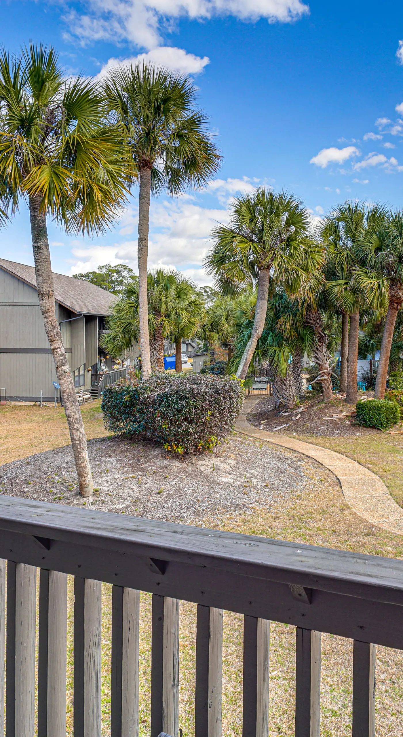 Golfer's Getaway! Modern Diamondhead Condo