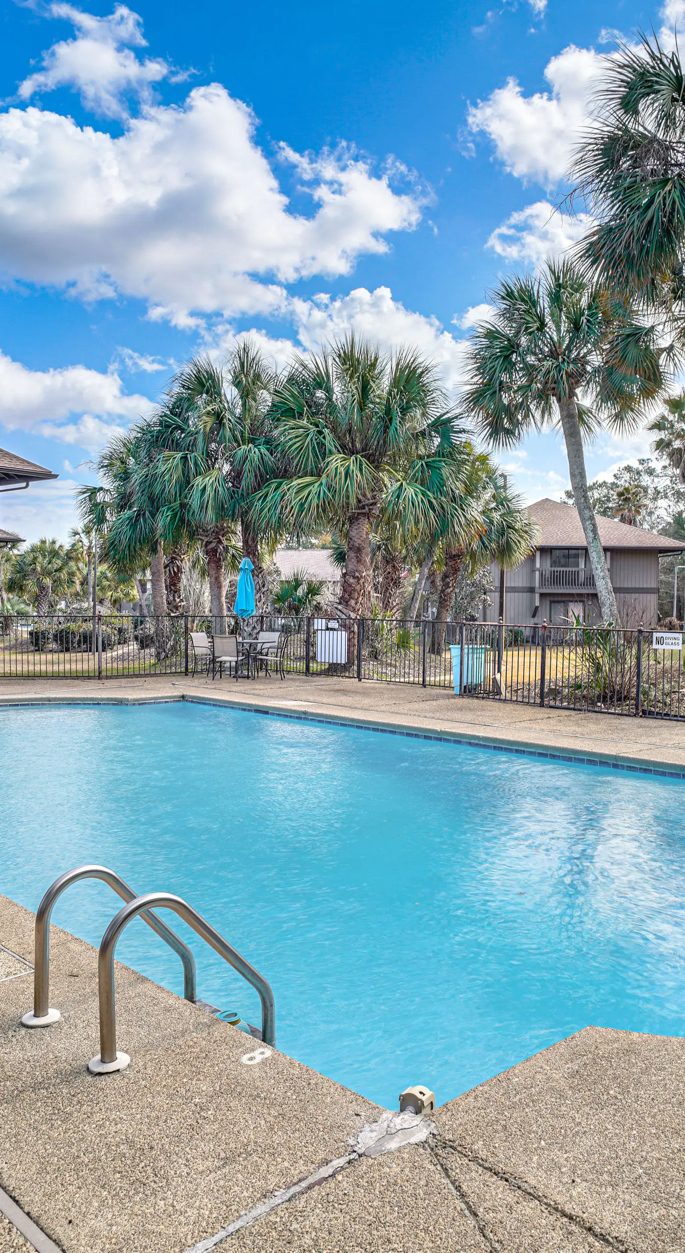Golfer's Getaway! Modern Diamondhead Condo