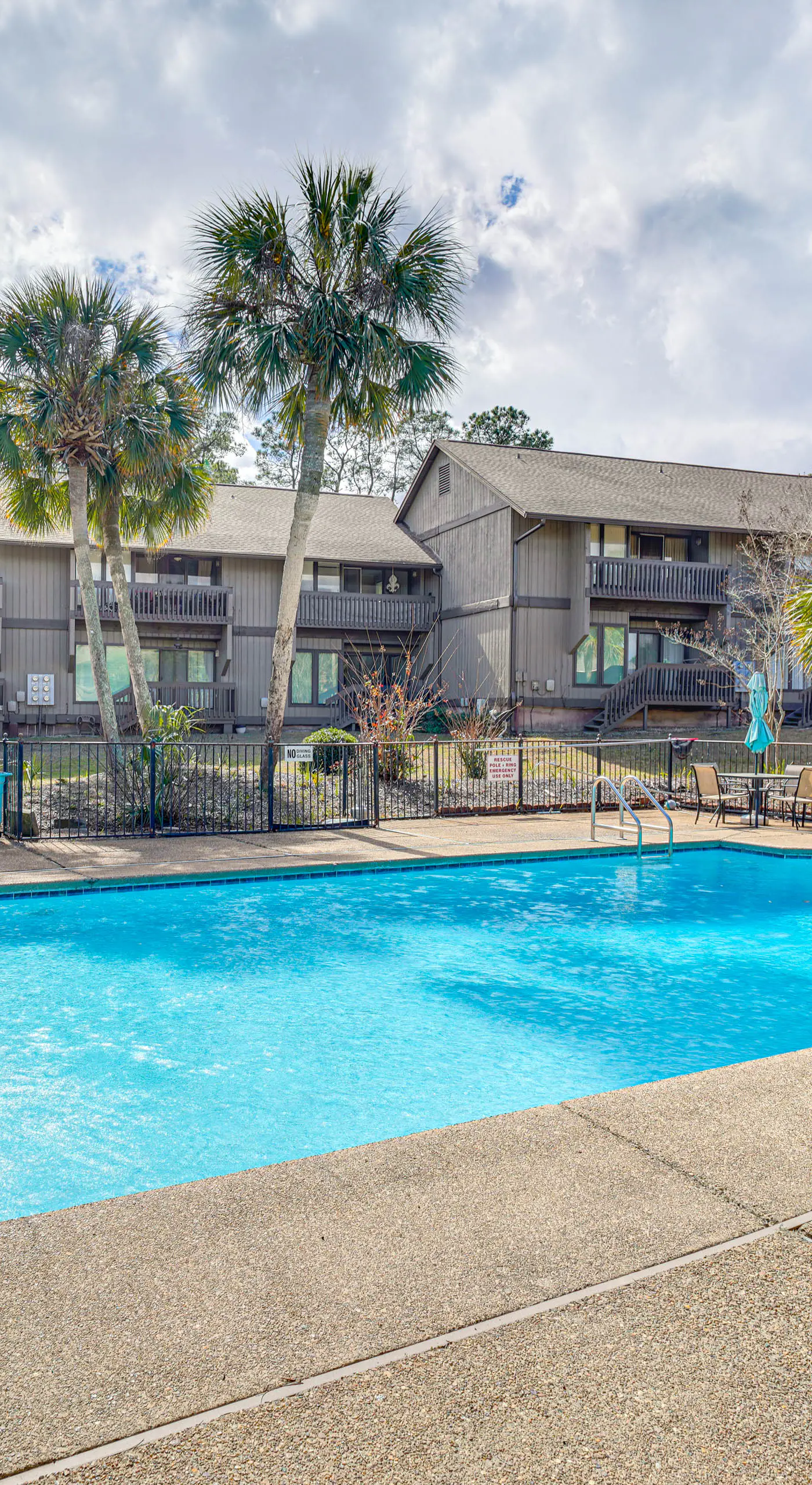 Golfer's Getaway! Modern Diamondhead Condo