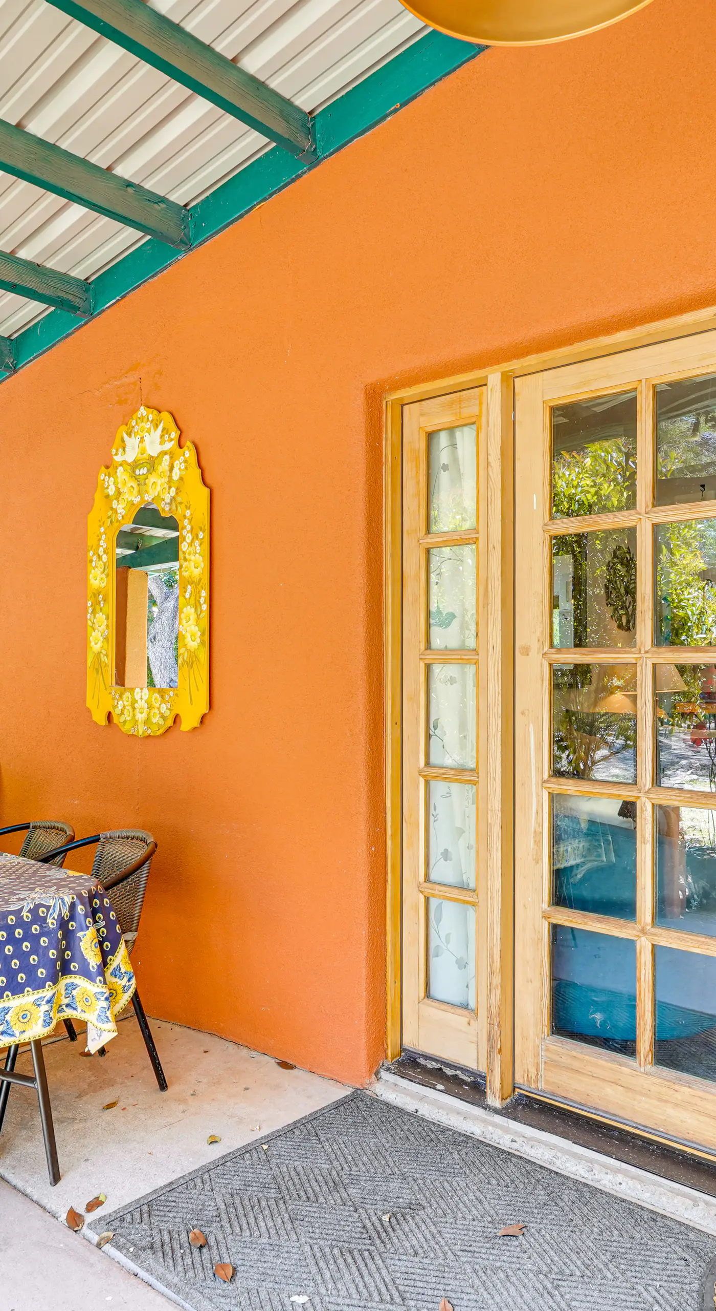 Vibrant 'Casa Paloma' w/ Patio - Near Vineyards!