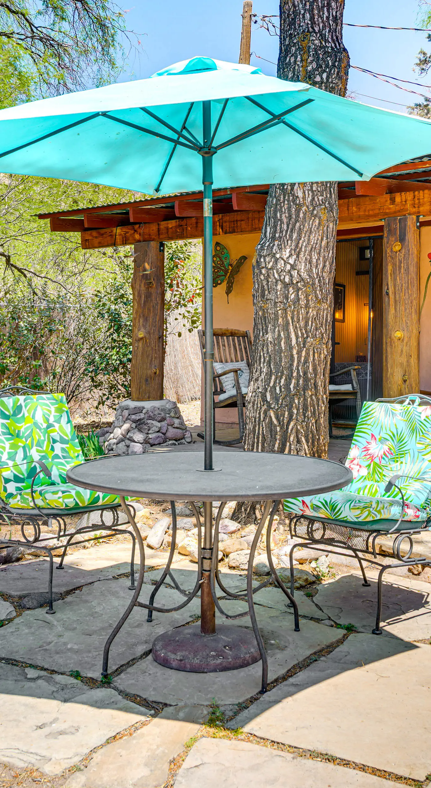 Vibrant 'Casa Paloma' w/ Patio - Near Vineyards!