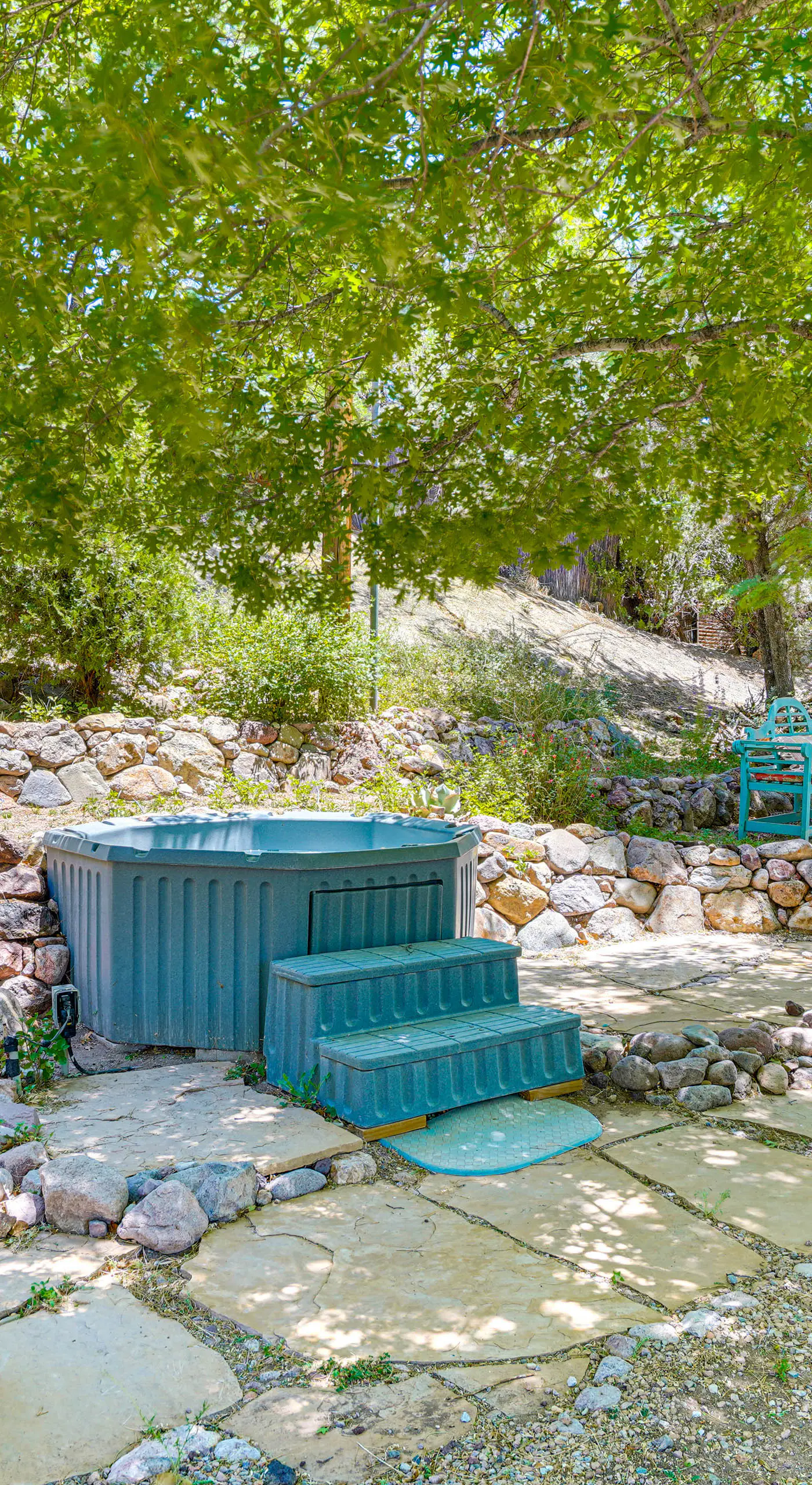 Vibrant 'Casa Paloma' w/ Patio - Near Vineyards!