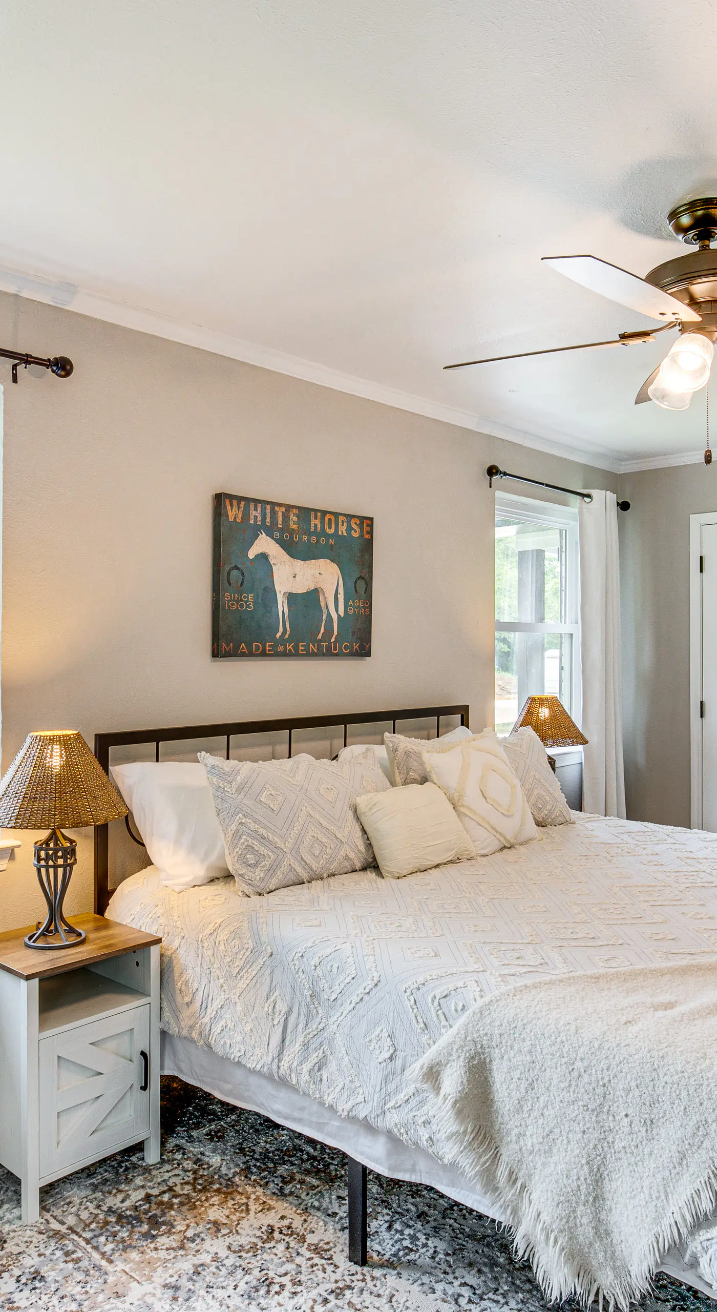 Walk to Lewisville Lake: Dog-Friendly Texas Home