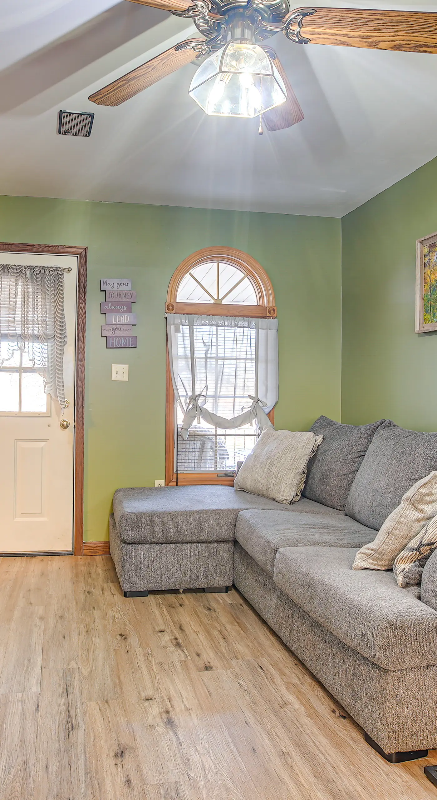 Quaint Zanesville Home w/ Game Room & Yard!