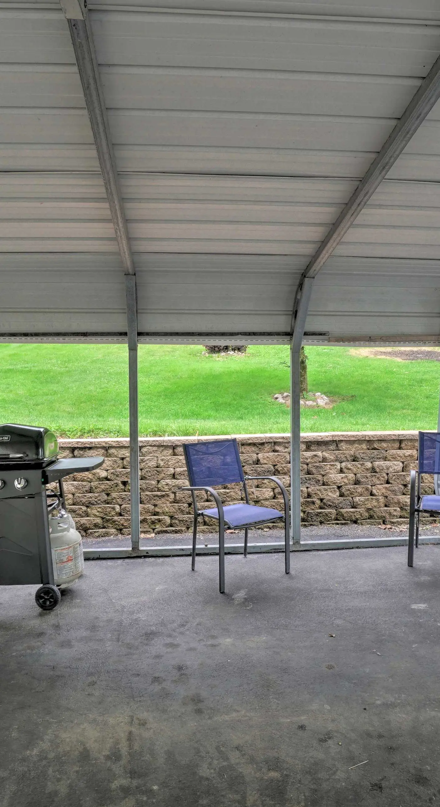 Quaint Zanesville Home w/ Game Room & Yard!