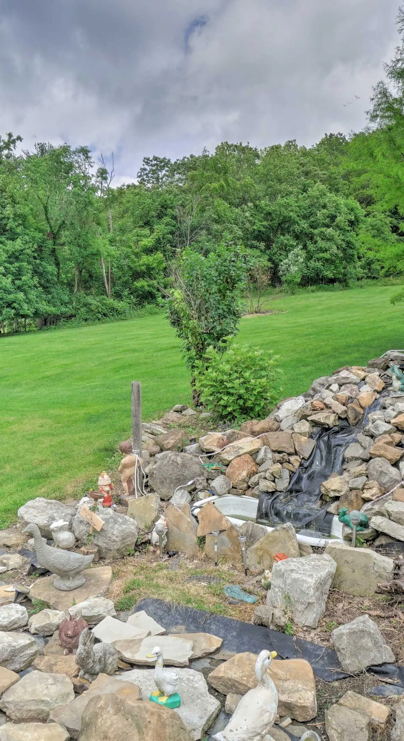 Quaint Zanesville Home w/ Game Room & Yard!