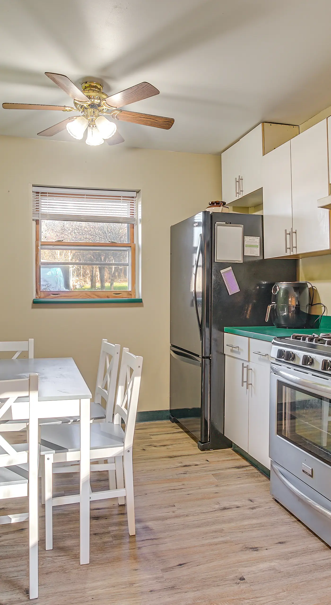 Quaint Zanesville Home w/ Game Room & Yard!