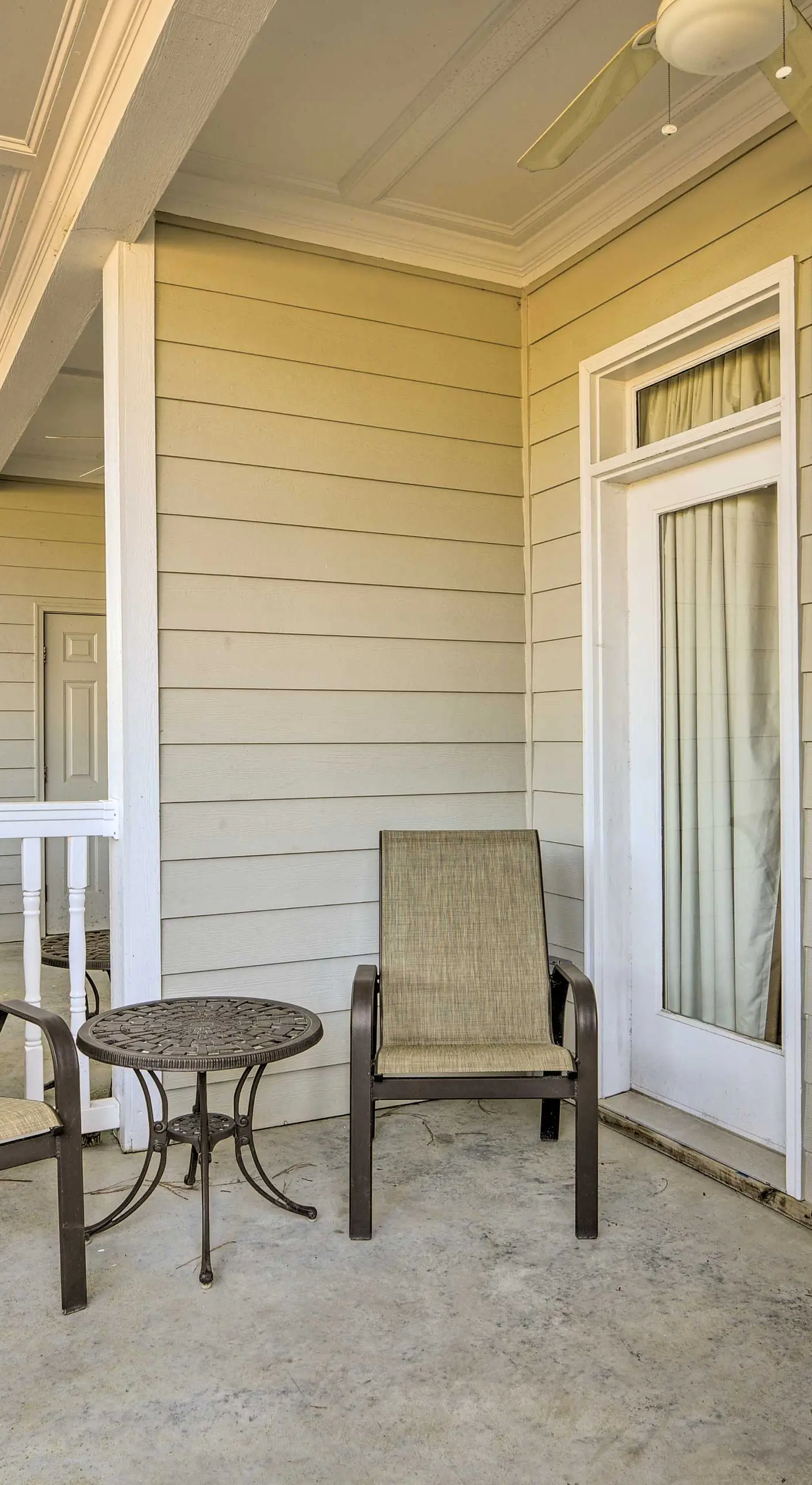 Resort-Style Condo on Golf Course w/ Pool Access