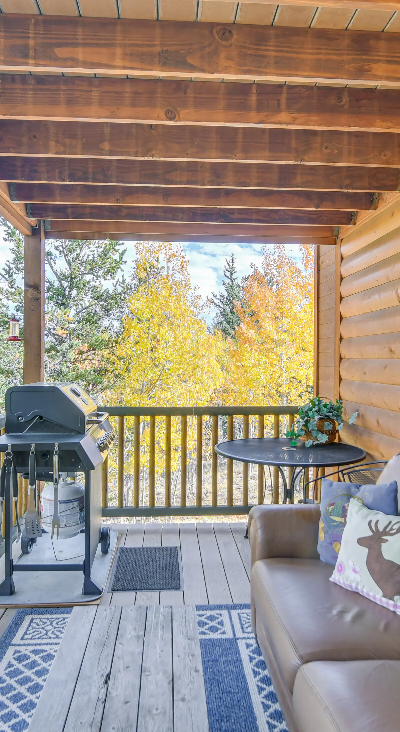Private Wooded Escape w/ Scenic Decks in Jefferson