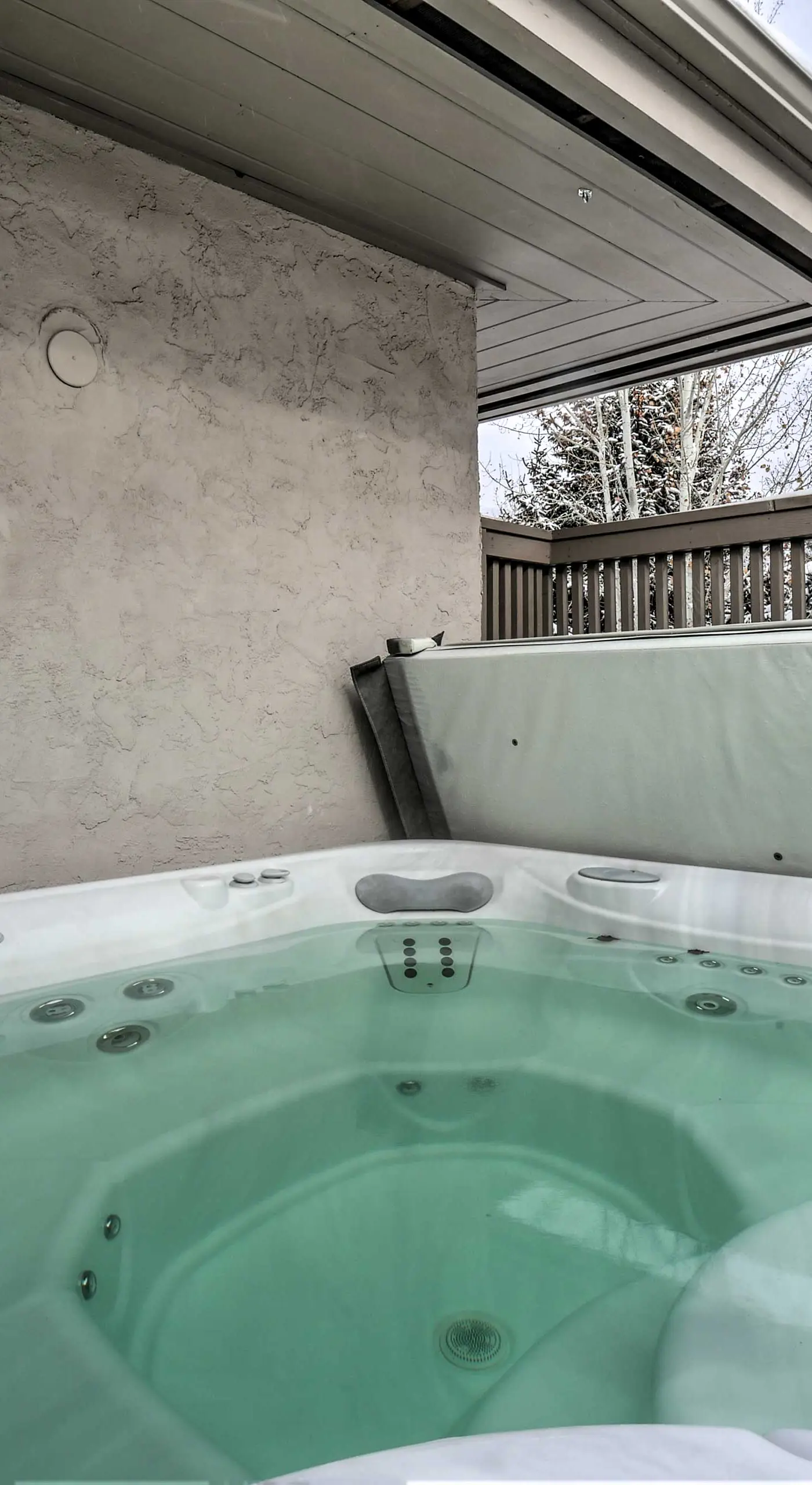 Townhome ~ 4 Mi to Beaver Creek & 8 Mi to Vail!