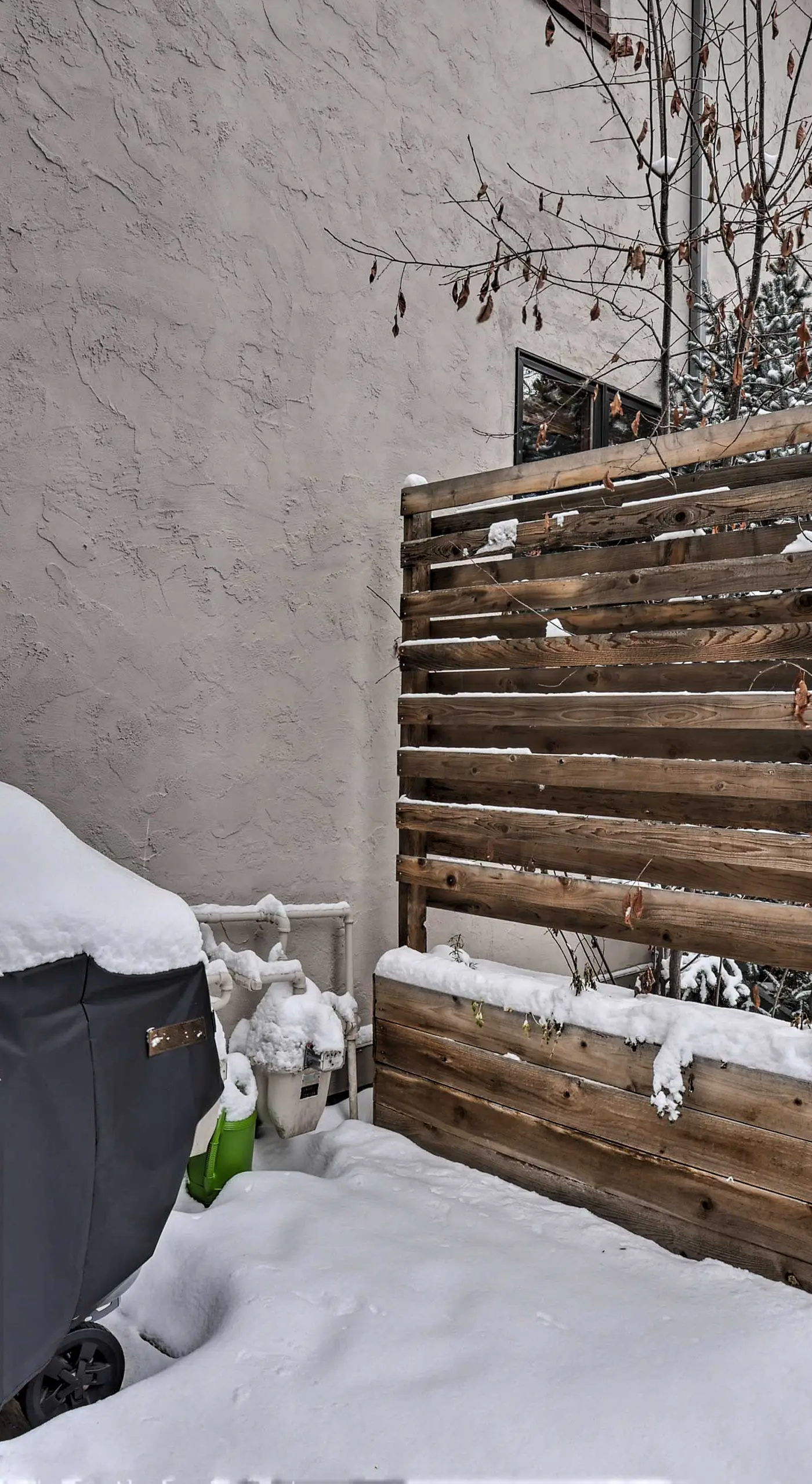 Townhome ~ 4 Mi to Beaver Creek & 8 Mi to Vail!