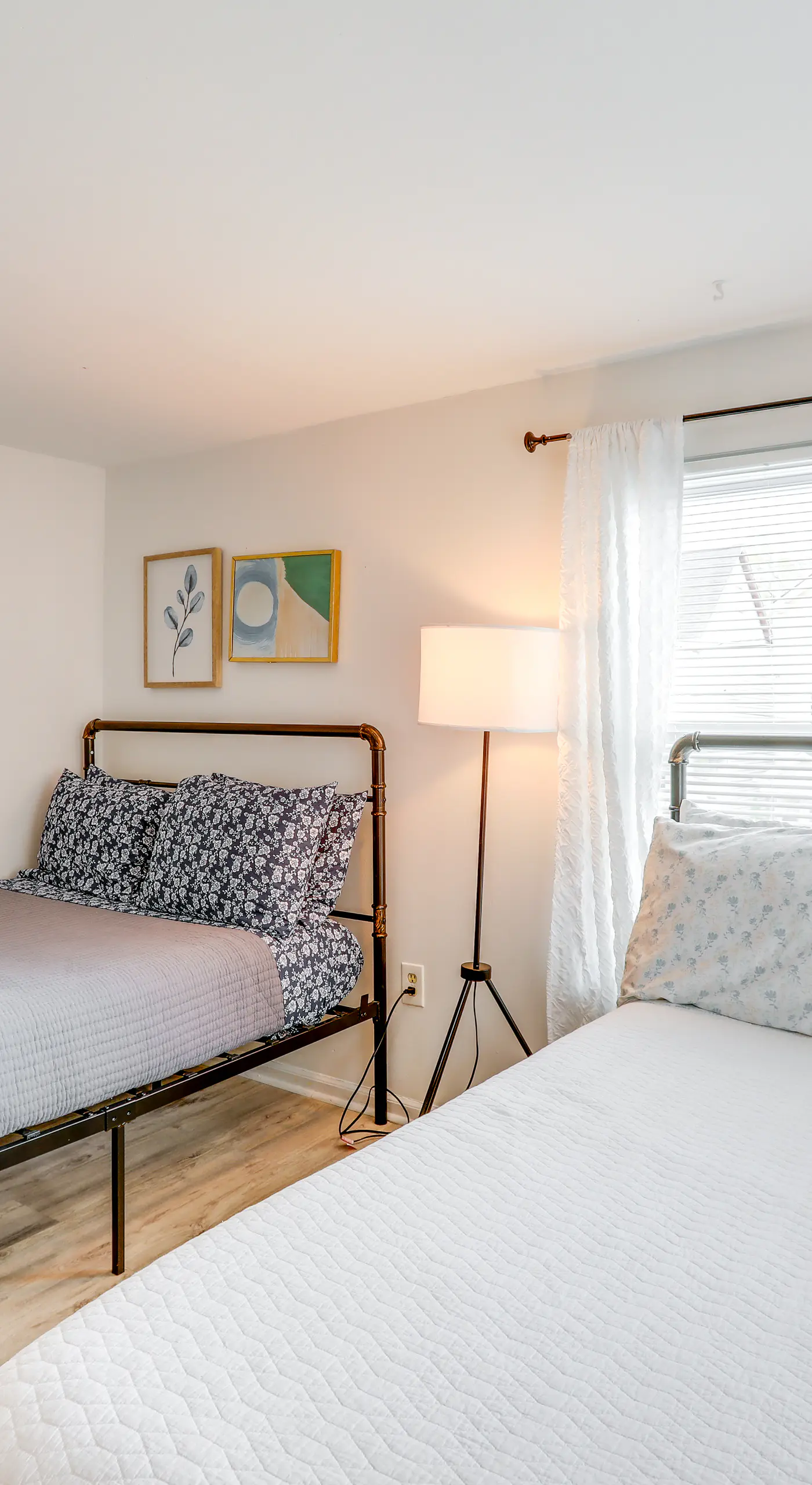 Walk to Campus & Palmer Square: Dtwn Townhome