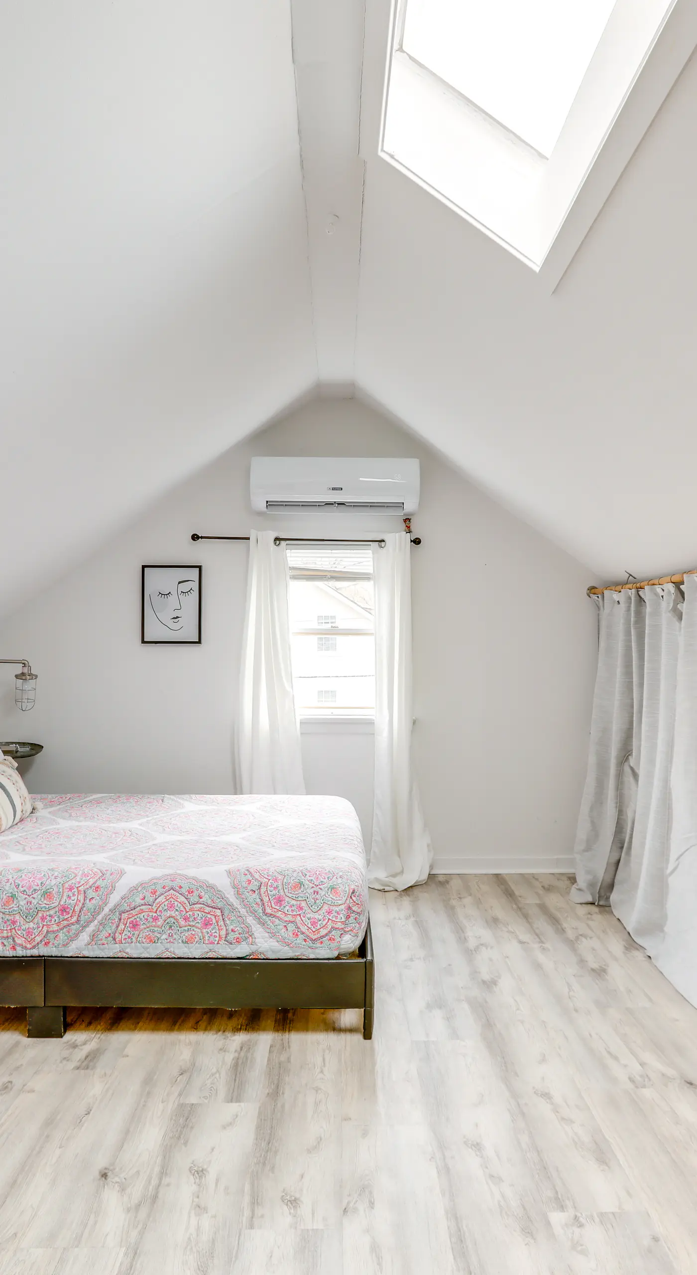 Walk to Campus & Palmer Square: Dtwn Townhome