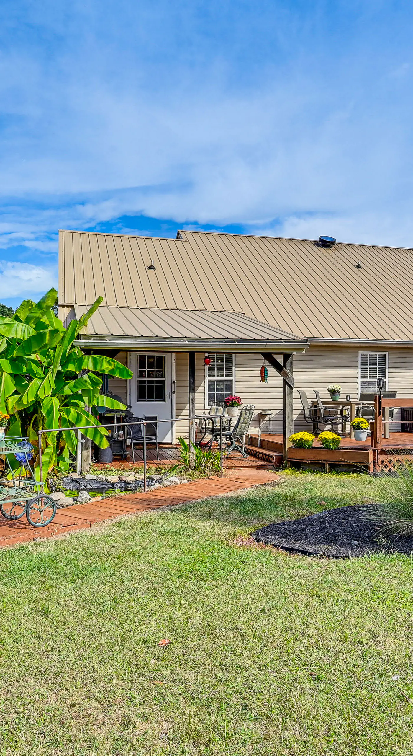 Wine & BBQ Trail Fun: Home w/ Hot Tub in Lexington